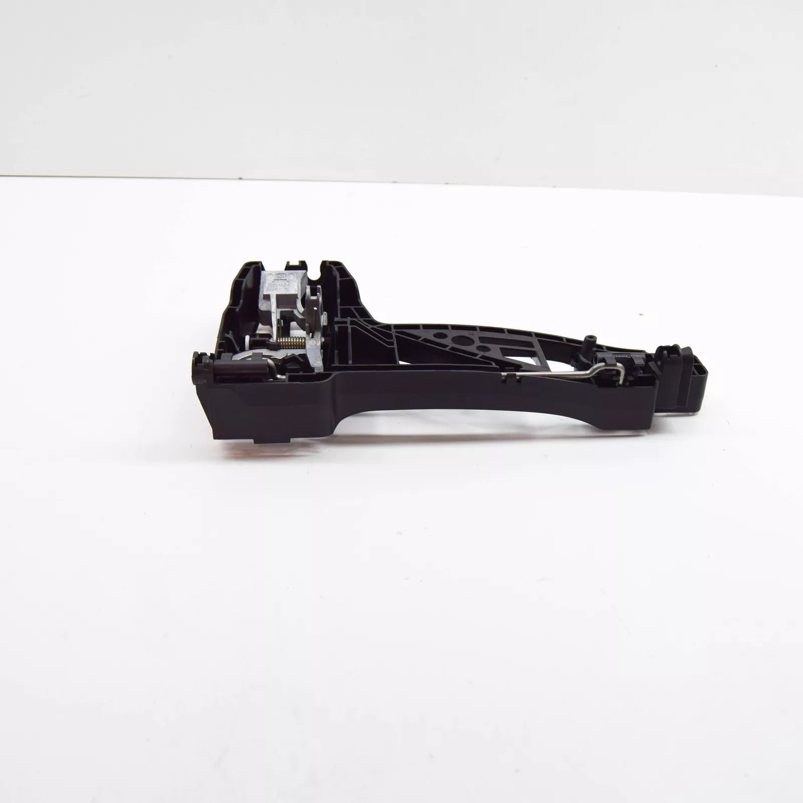 NEW MERCEDES-BENZ SPRINTER 907 REAR-END RH DOOR HANDLE BASE A9107606800 ORIGINAL