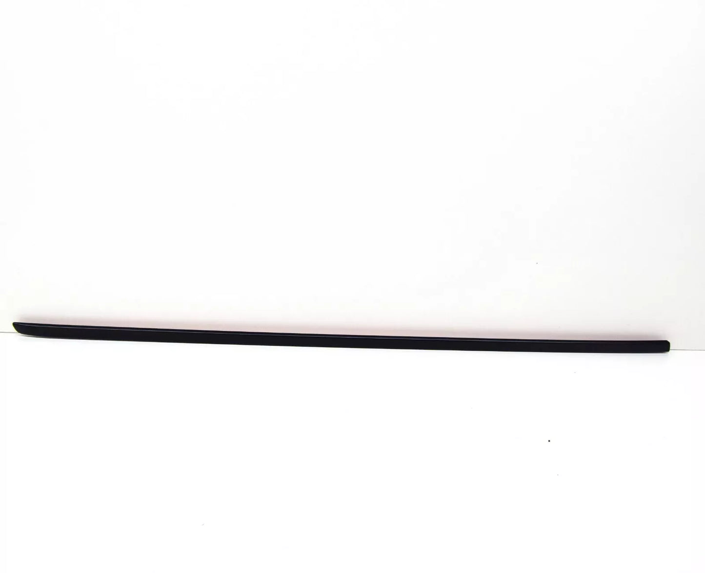 NEW BMW X5 E70 FRONT LEFT DOOR MOLDING 51137903857 7903857 ORIGINAL