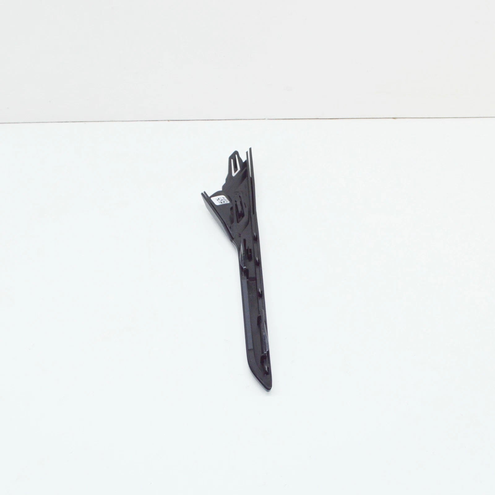 NEW BMW M5 F90 FRONT SIDE PANEL RIGHT AIR DUCT COVER 51138076048 ORIGINAL