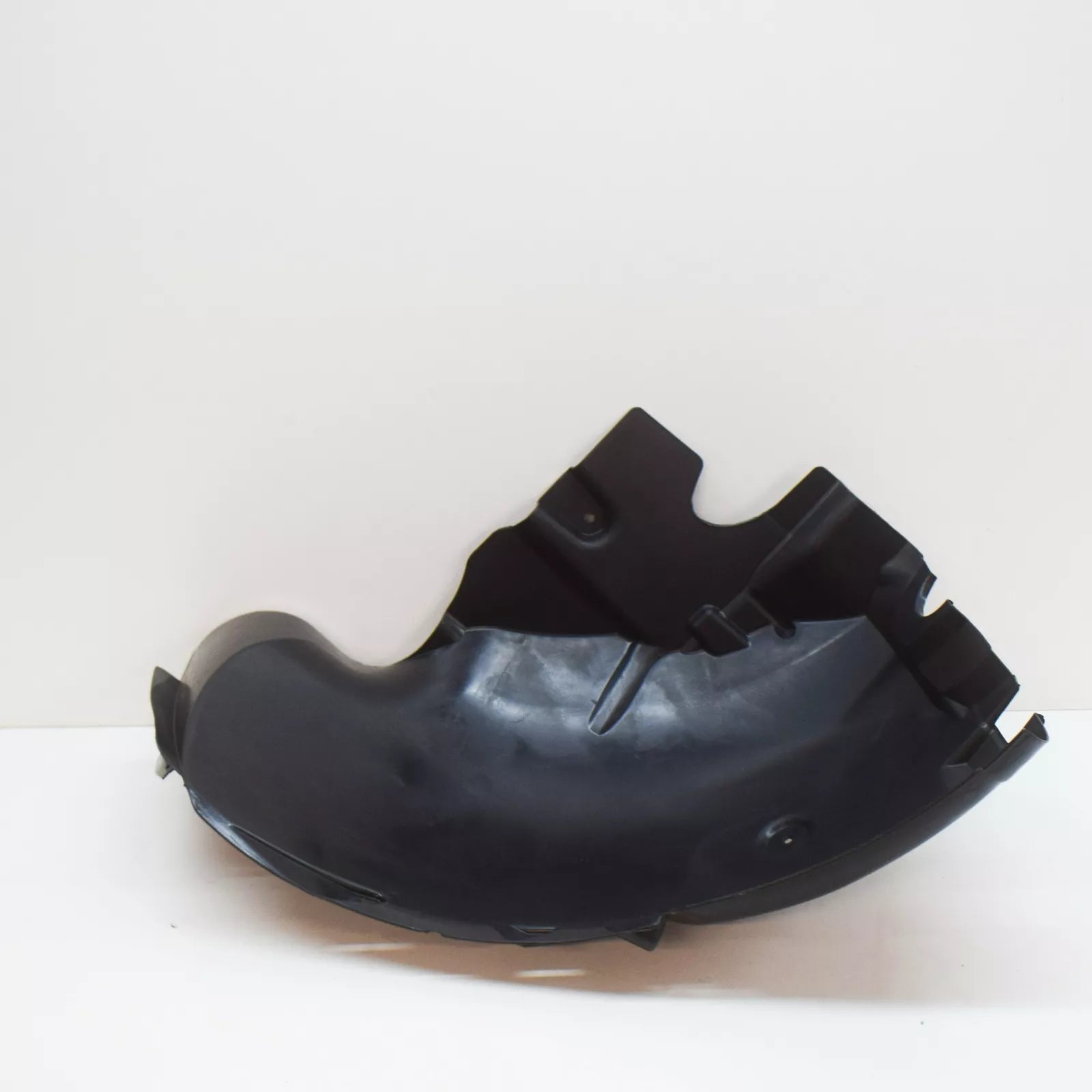 NEW MB SPRINTER 906 FRONT RIGHT WHEEL ARCH LINER FRONT PART A9066841777