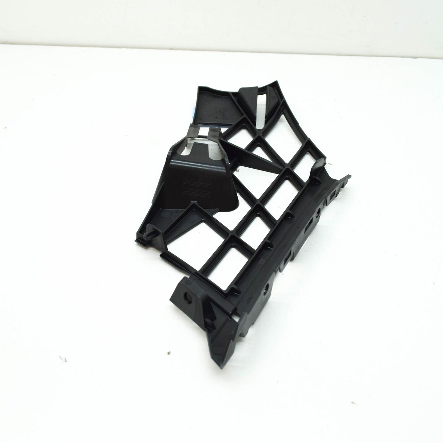 NEW MERCEDES-BENZ B W246 FRONT RIGHT BUMPER BRACKET A2468852021 ORIGINAL