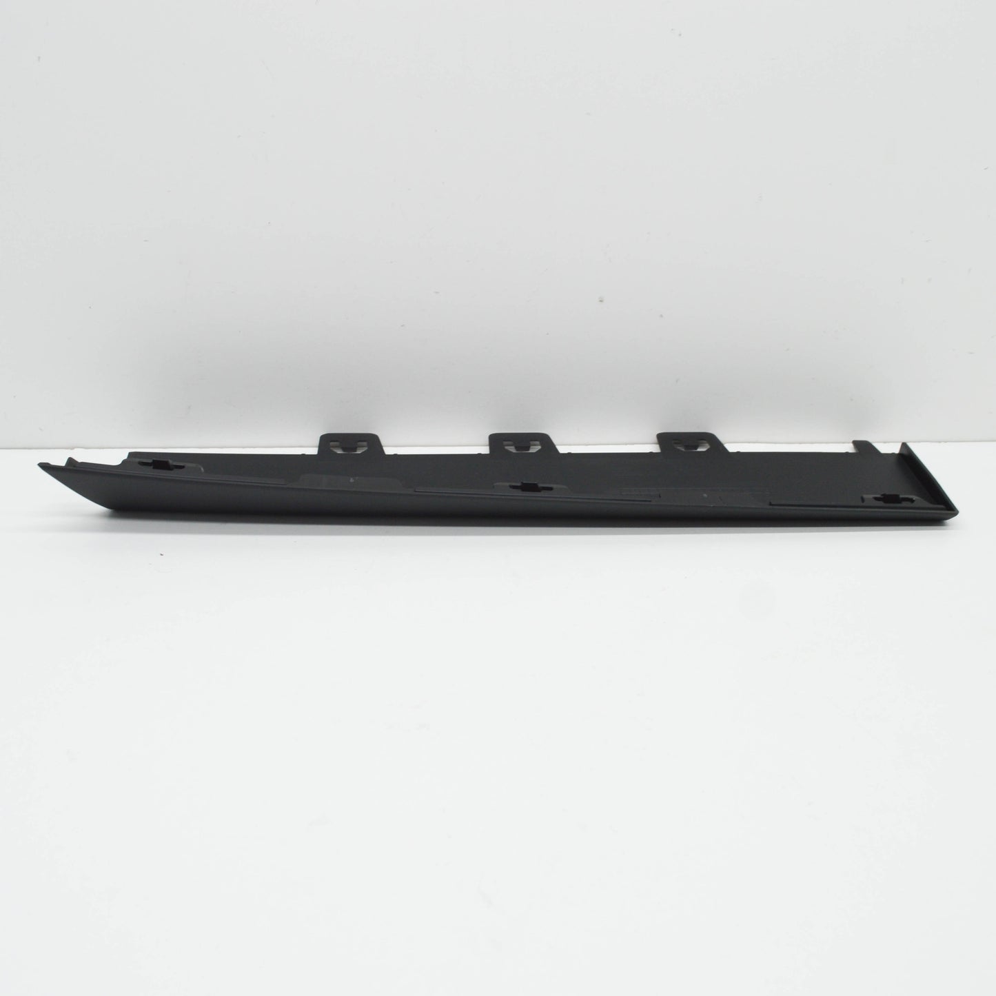 NEW MB E W213 REAR BUMPER BOTTOM LATERAL TRIM RIGHT A2138857402 ORIGINAL