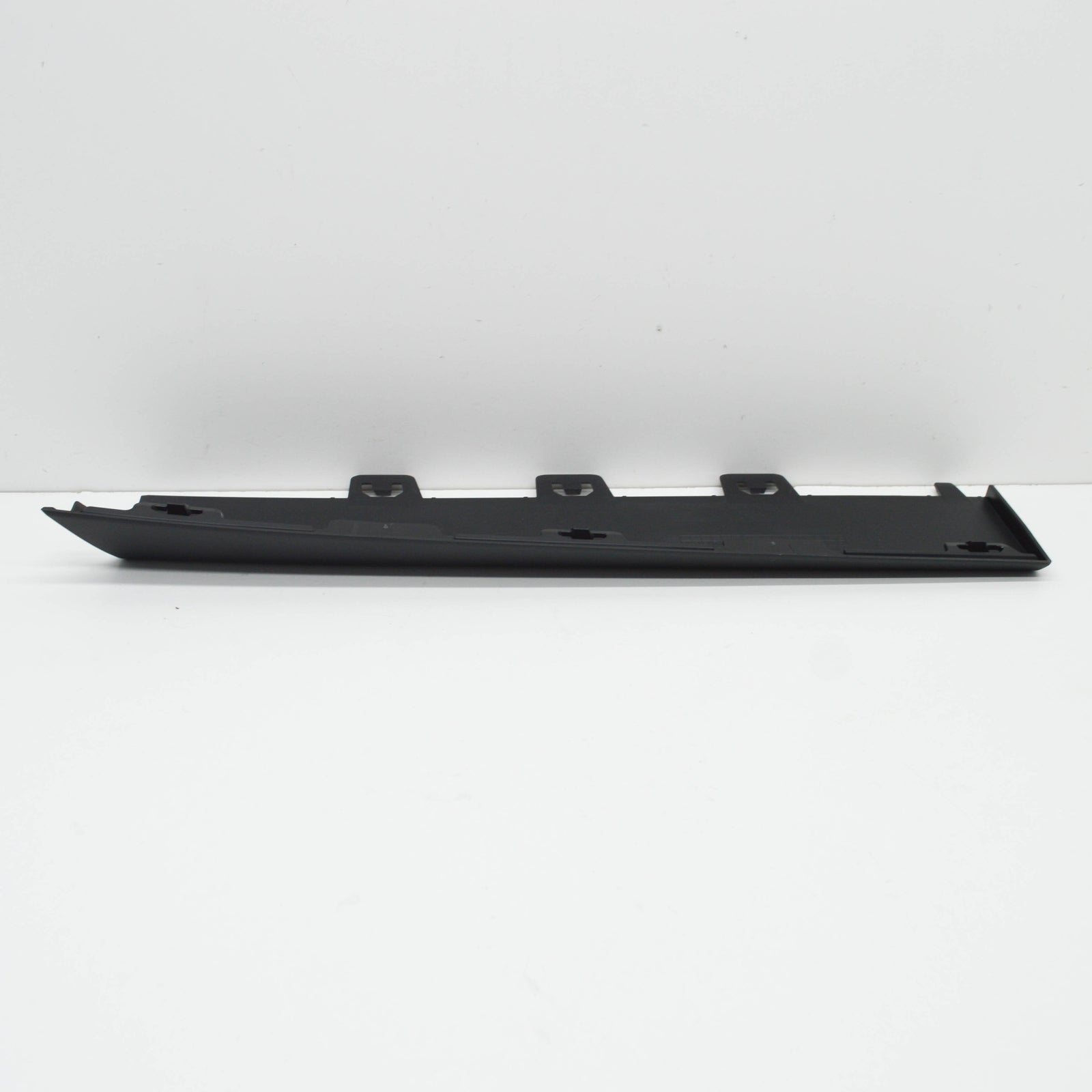 NEW MB E W213 REAR BUMPER BOTTOM LATERAL TRIM RIGHT A2138857402 ORIGINAL