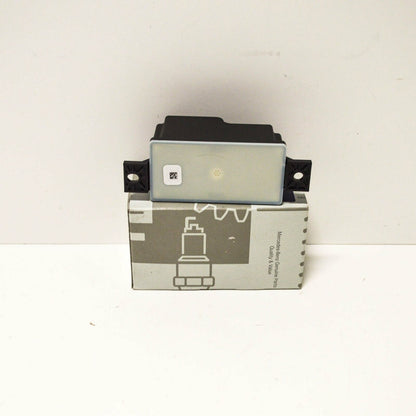 NEW MERCEDES-BENZ E W213 VOLTAGE CONVERTER A2059053414 ORIGINAL