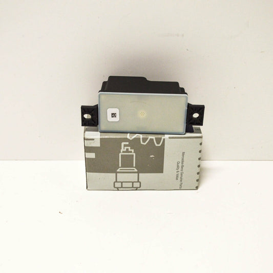 NEW MERCEDES-BENZ E W213 VOLTAGE CONVERTER A2059053414 ORIGINAL