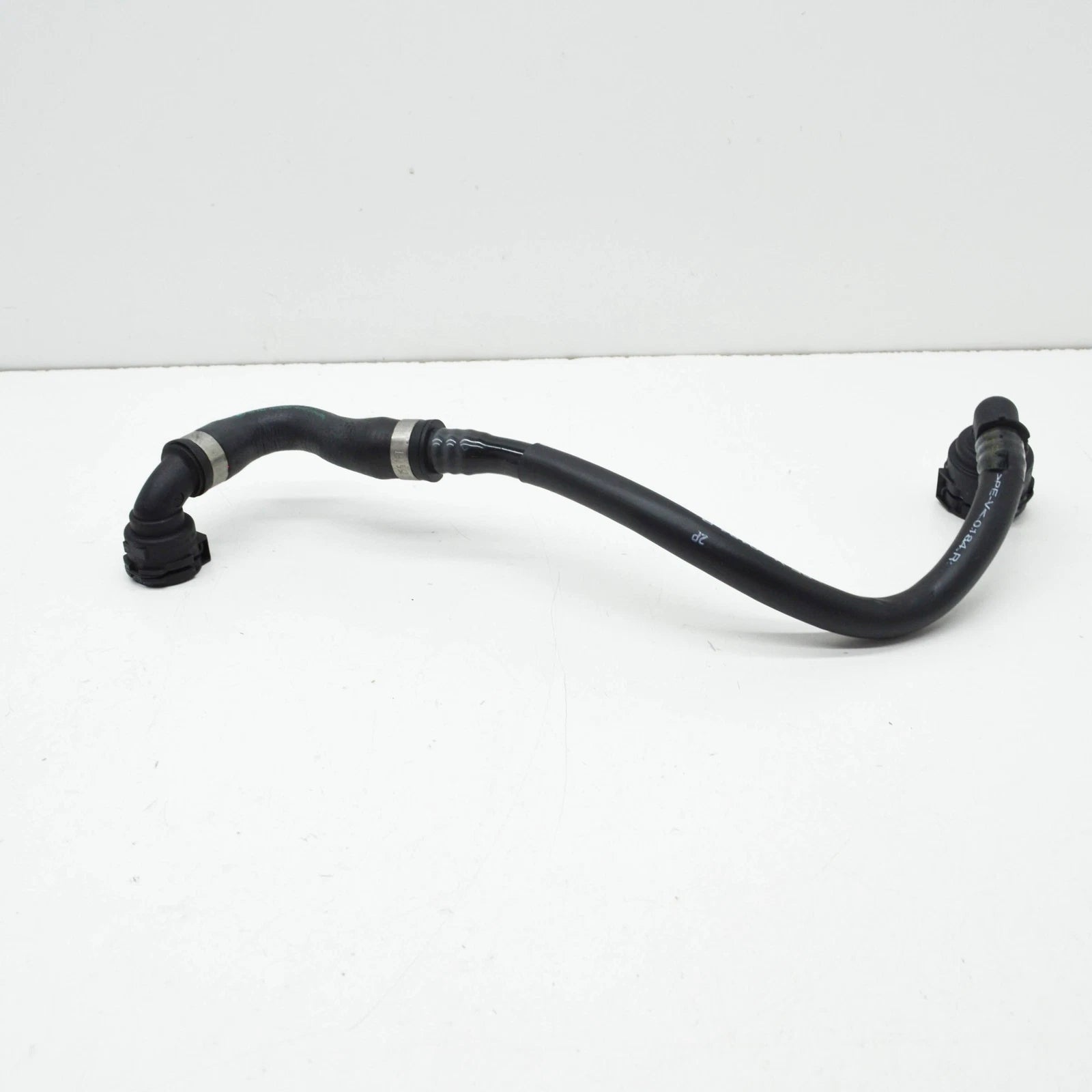 NEW BMW 5 G30 LEFT WATER COOLANT RADIATOR HOSE 17128580213 ORIGINAL