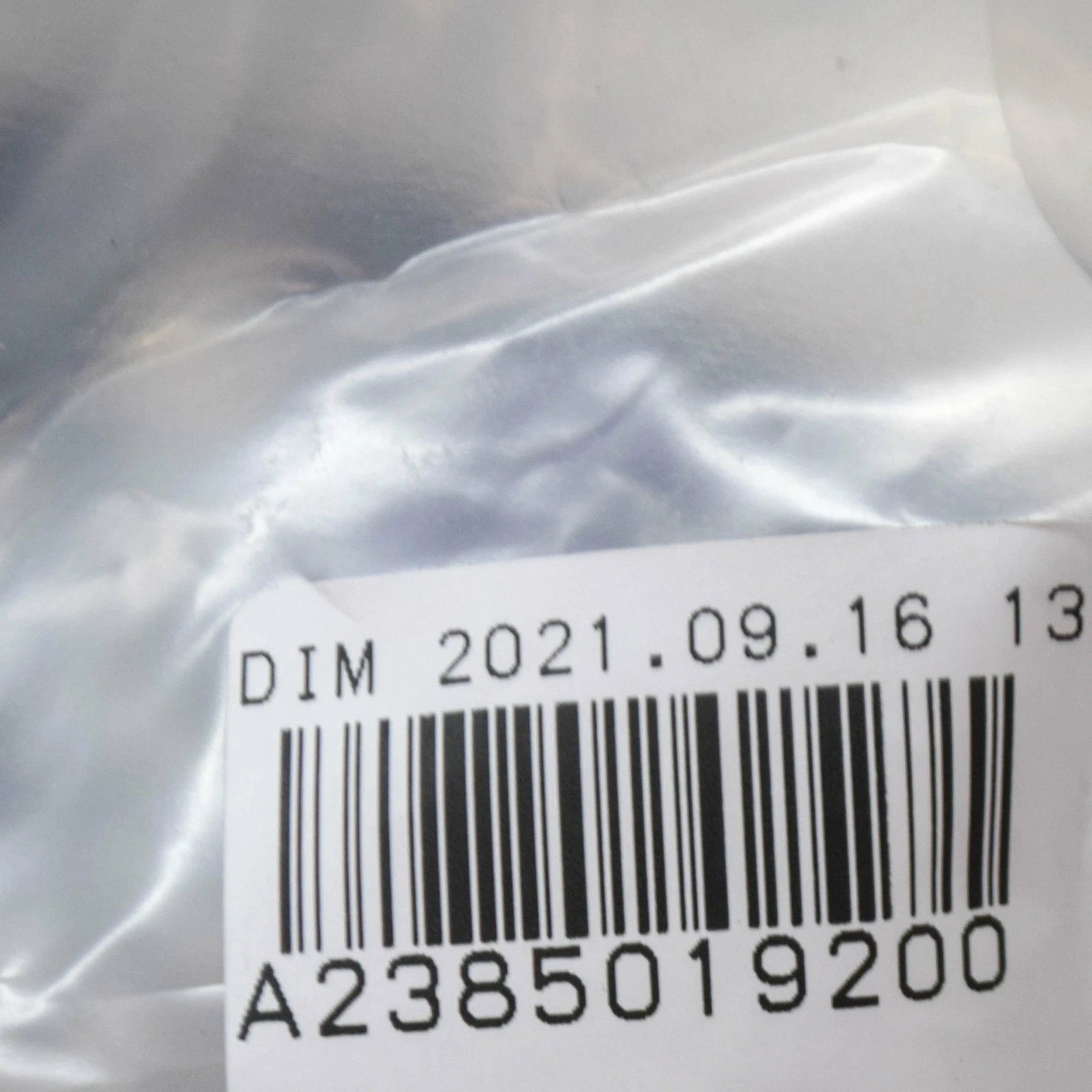 NEW MB GLC X253 LEFT UPPER WATER COOLING RADIATOR HOSE A2385019200 ORIGINAL