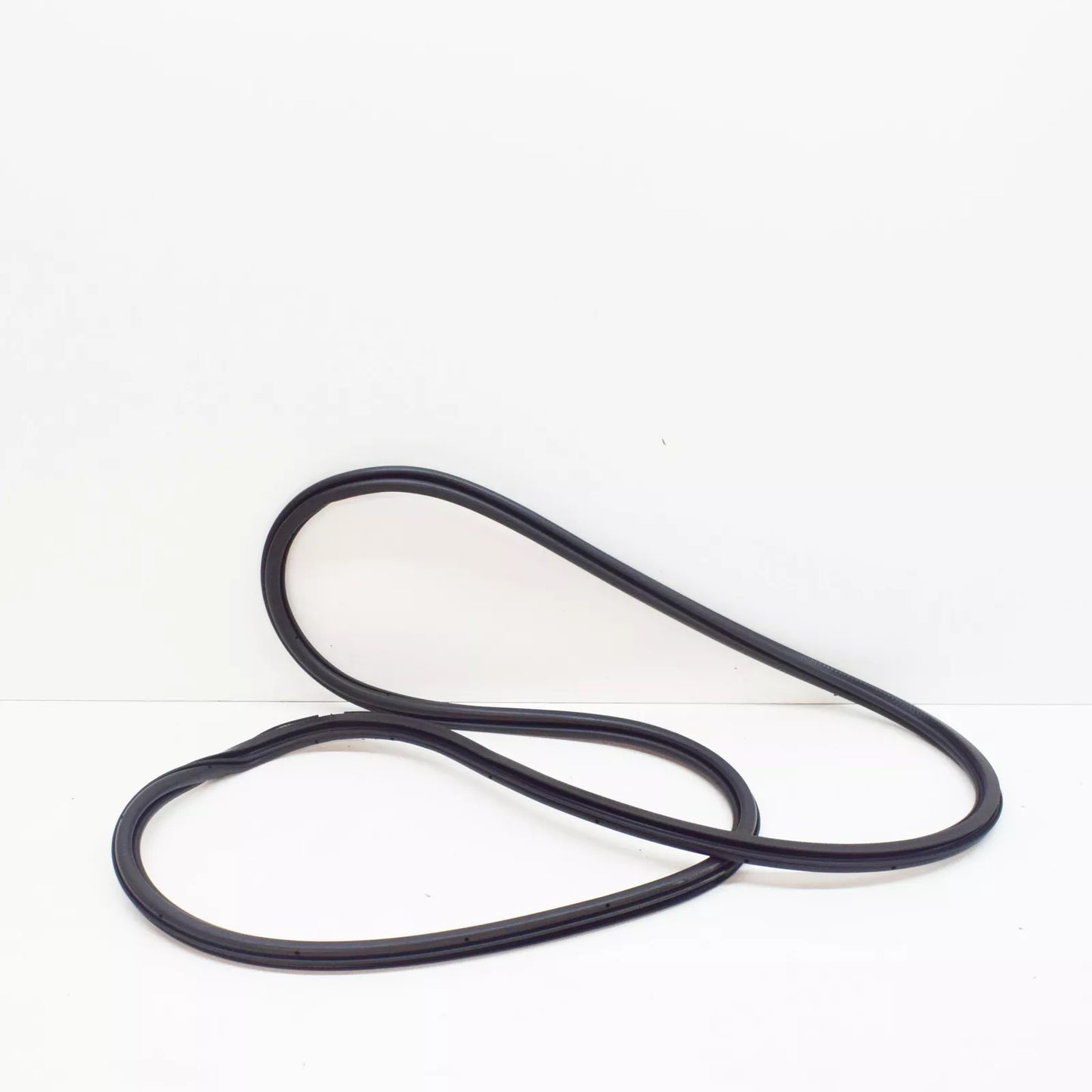 NEW AUDI Q7 4L FRONT LEFT INNER DOOR SEAL 4L0831721A