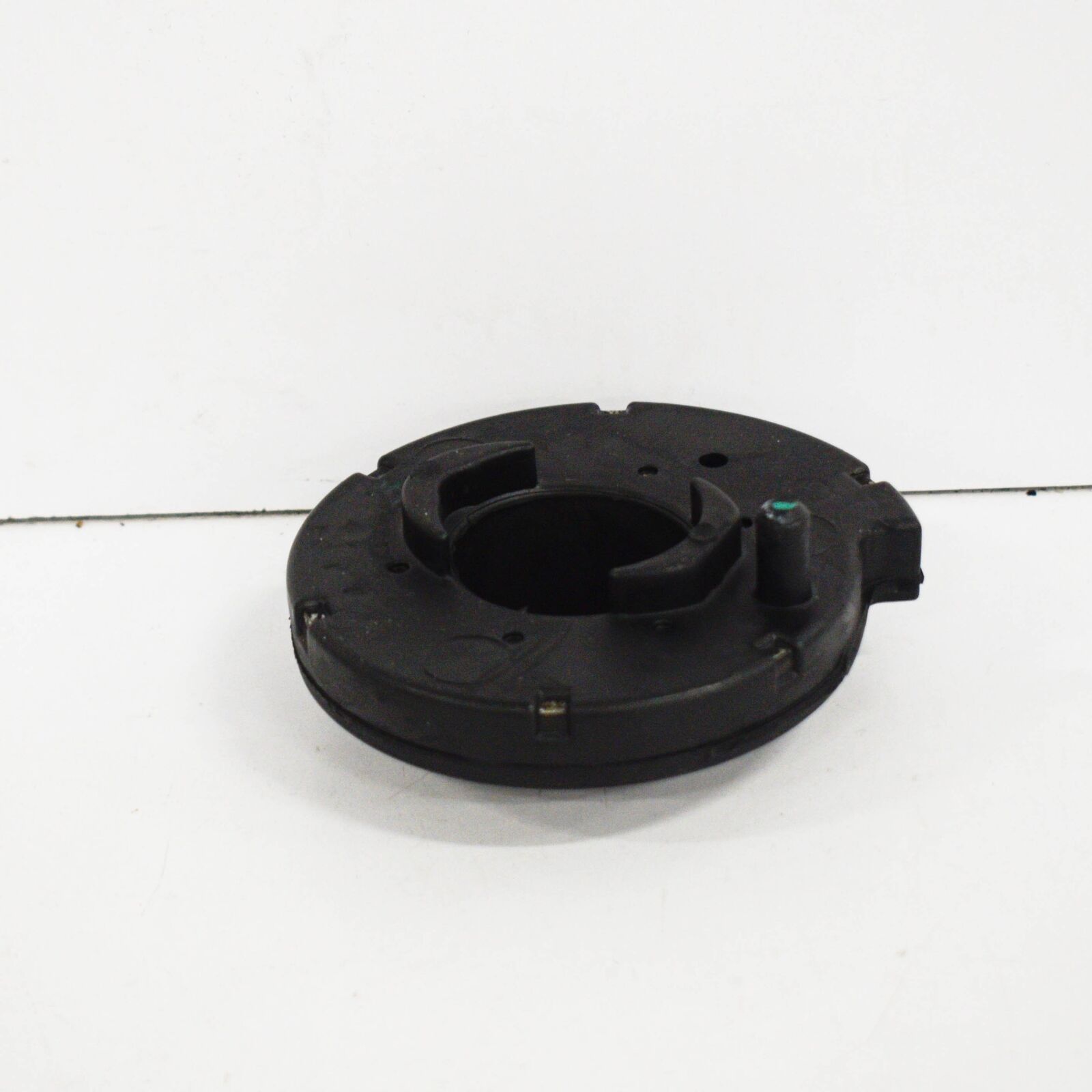 NEW AUDI Q7 4M LOWER SPRING INSULATOR PLATE 4M0512297B ORIGINAL