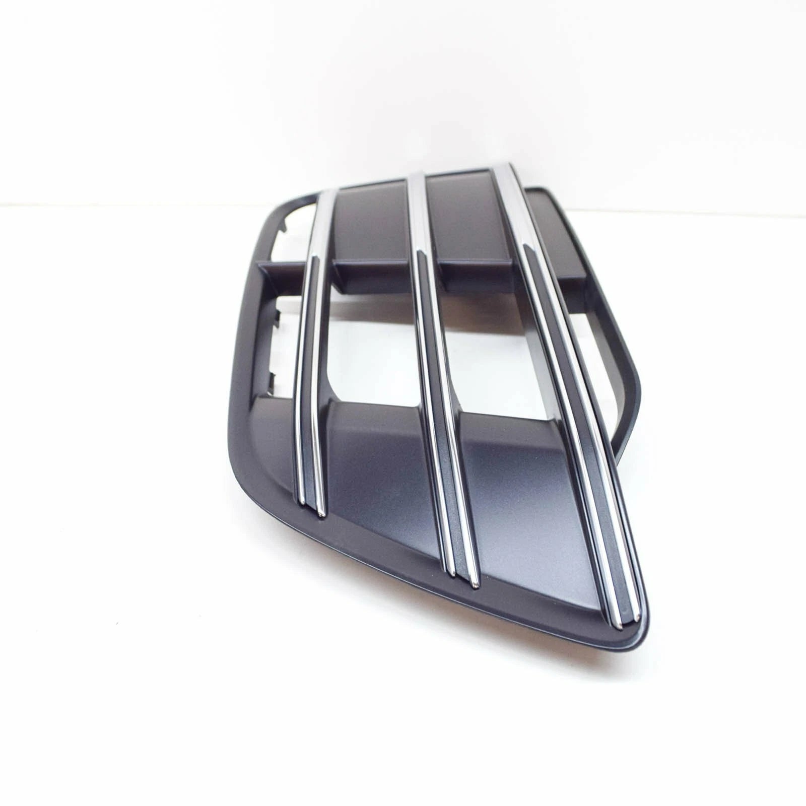 NEW AUDI Q5 FY 80A FRONT BUMPER LEFT SIDE GRILLE 80A807679MRU6