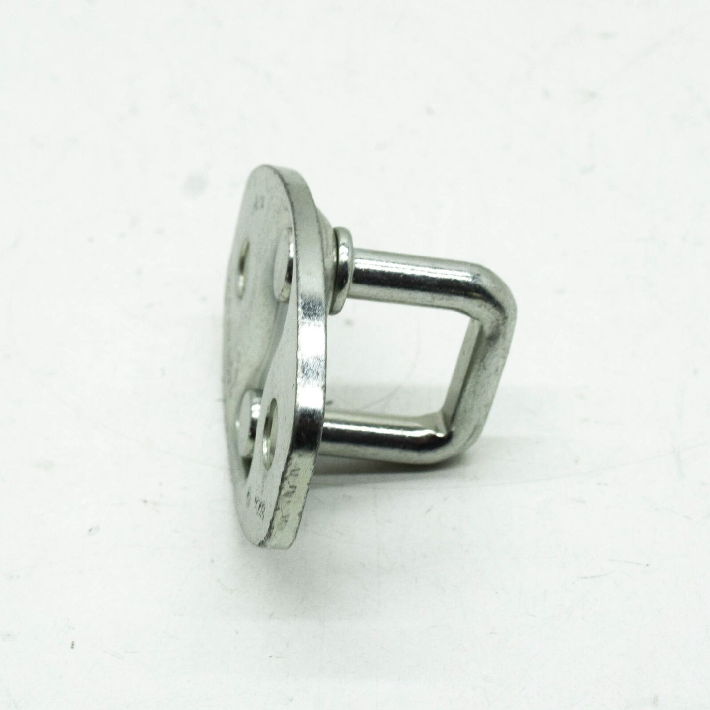 NEW MERCEDES-BENZ VITO W639 REAR DOOR LOCK STRIKER A0007200204 ORIGINAL