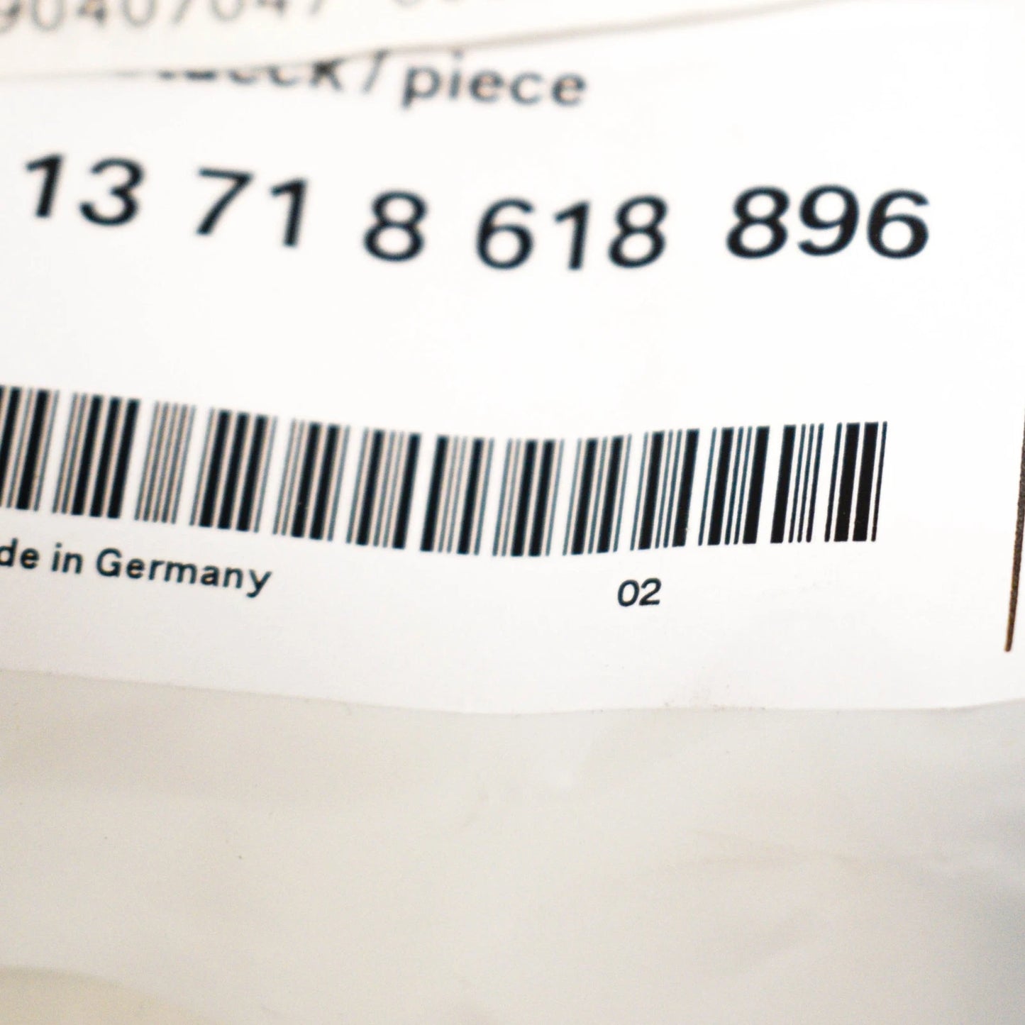 NEW BMW 1 F21 RIGHT AIR CLEANER BRACKET 13718618896 ORIGINAL