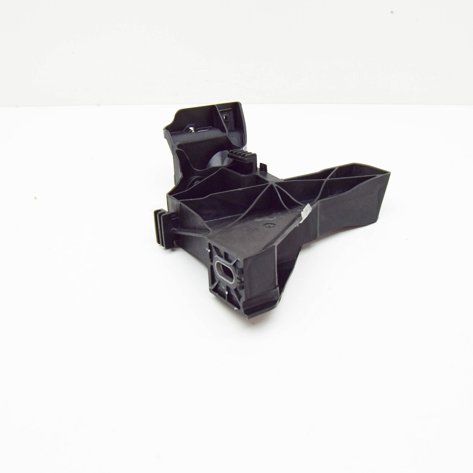 NEW AUDI Q3 SQ3 F3 FRONT LEFT HEADLIGHT BRACKET MOUNT 83A805607A ORIGINAL