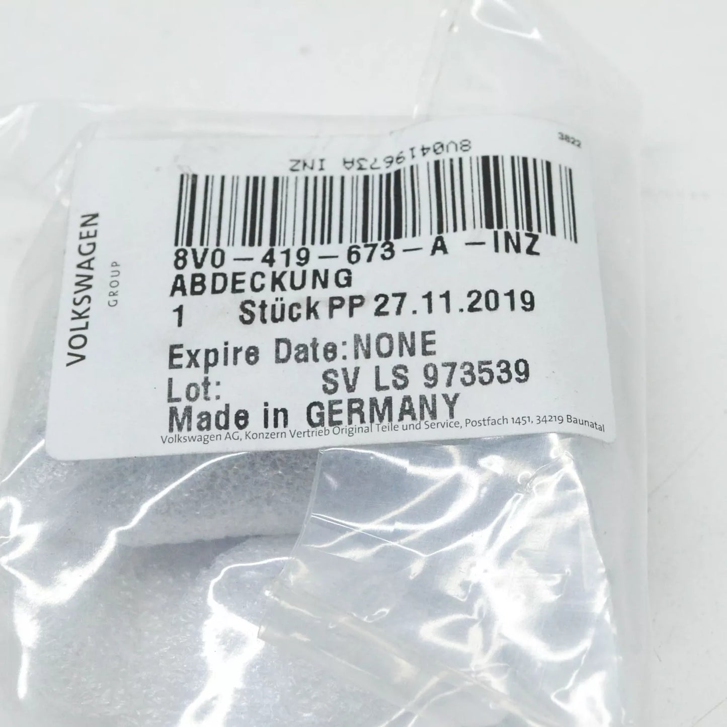 NEW AUDI A3 8V STEERING WHEEL CENTER COVER 8V0419673AINZ