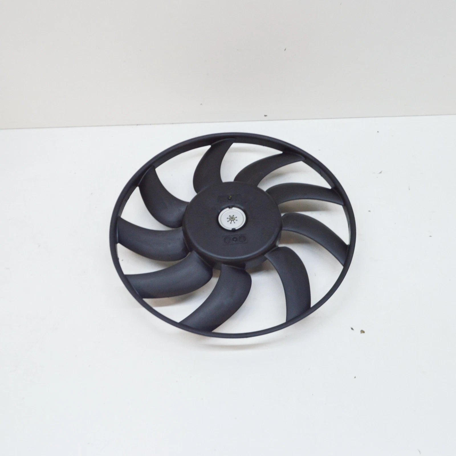NEW AUDI A6 C7 LEFT RADIATOR FAN 8K0959455AB ORIGINAL