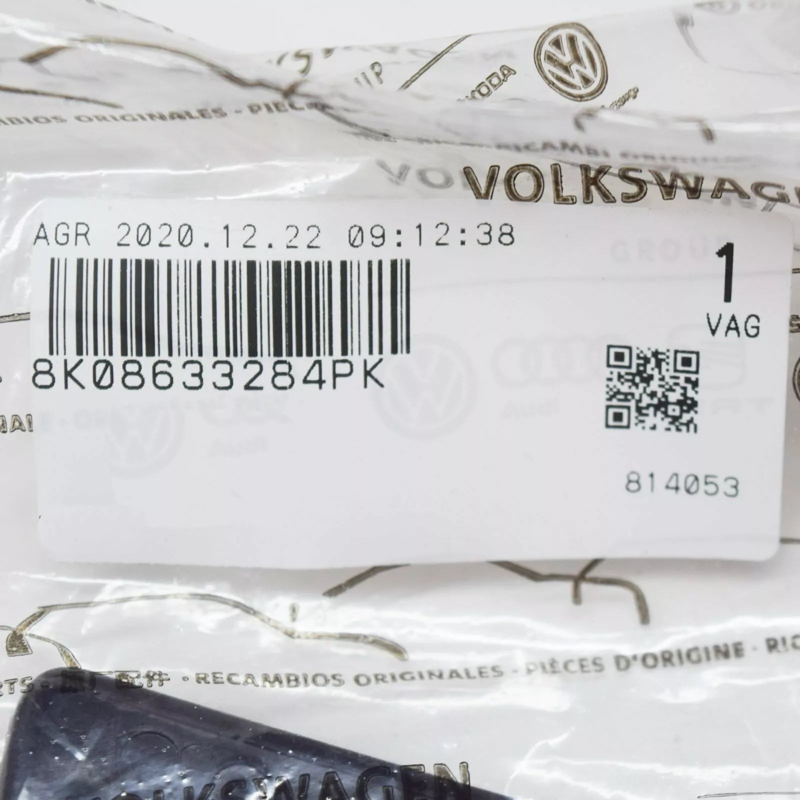 NEW AUDI A4 B8 CENTRE CONSOLE STOWAGE COMPARTMENT INSERT 8K08633284PK ORIGINAL