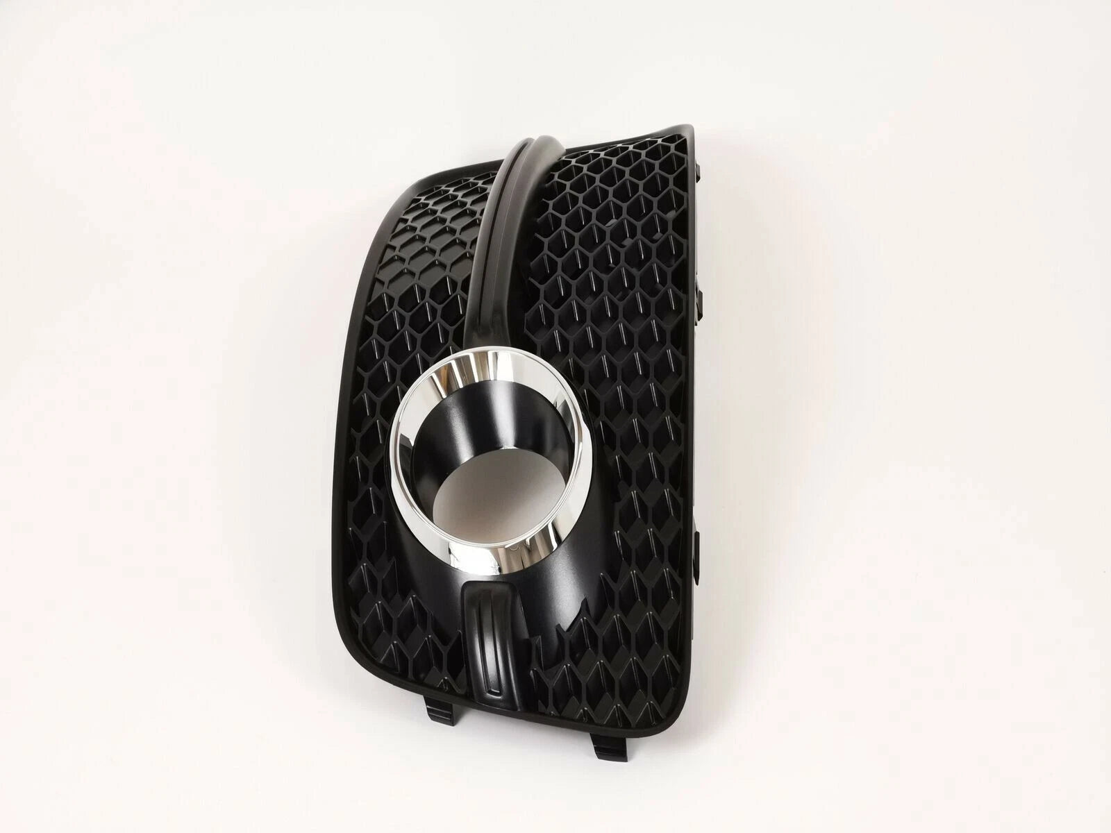 NEW AUDI Q5 8R FRONT RIGHT BUMPER FOG LIGHT GRILL 8R0807682E01C 2011 ORIGINAL