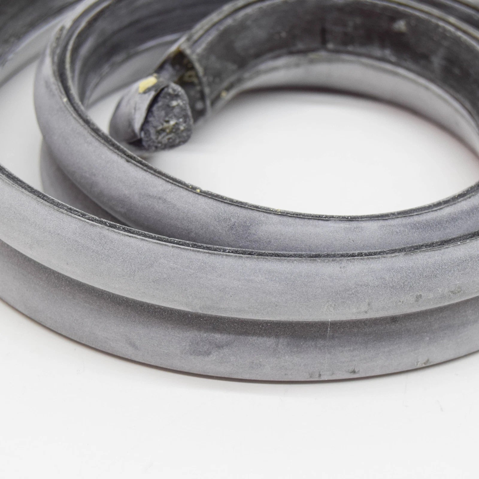 NEW MERCEDES-BENZ SL R107 FRONT FOLDING TOP SEAL A1077790022 ORIGINAL