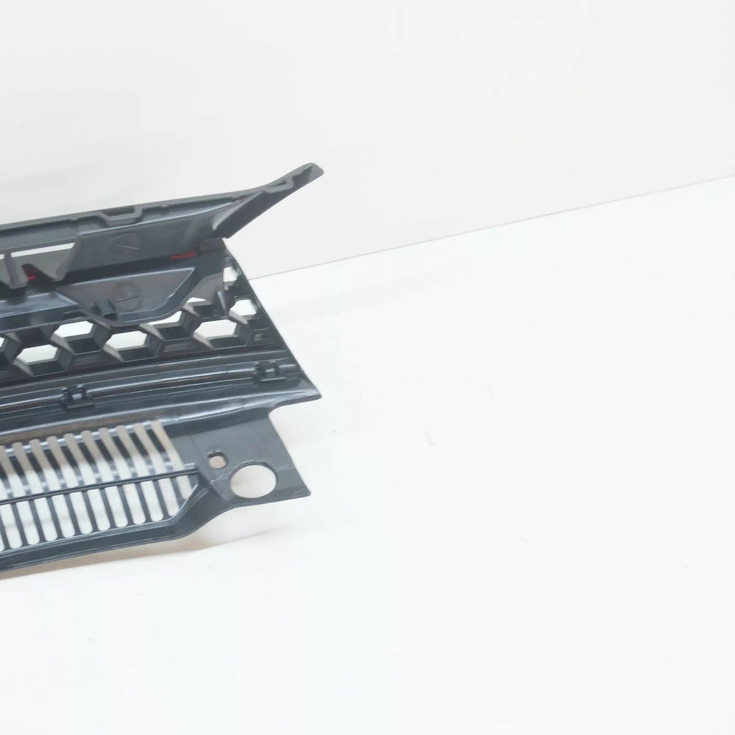 NEW VW GOLF MK6 FRONT RADIATOR GRILLE 5K0853651AKATK ORIGINAL