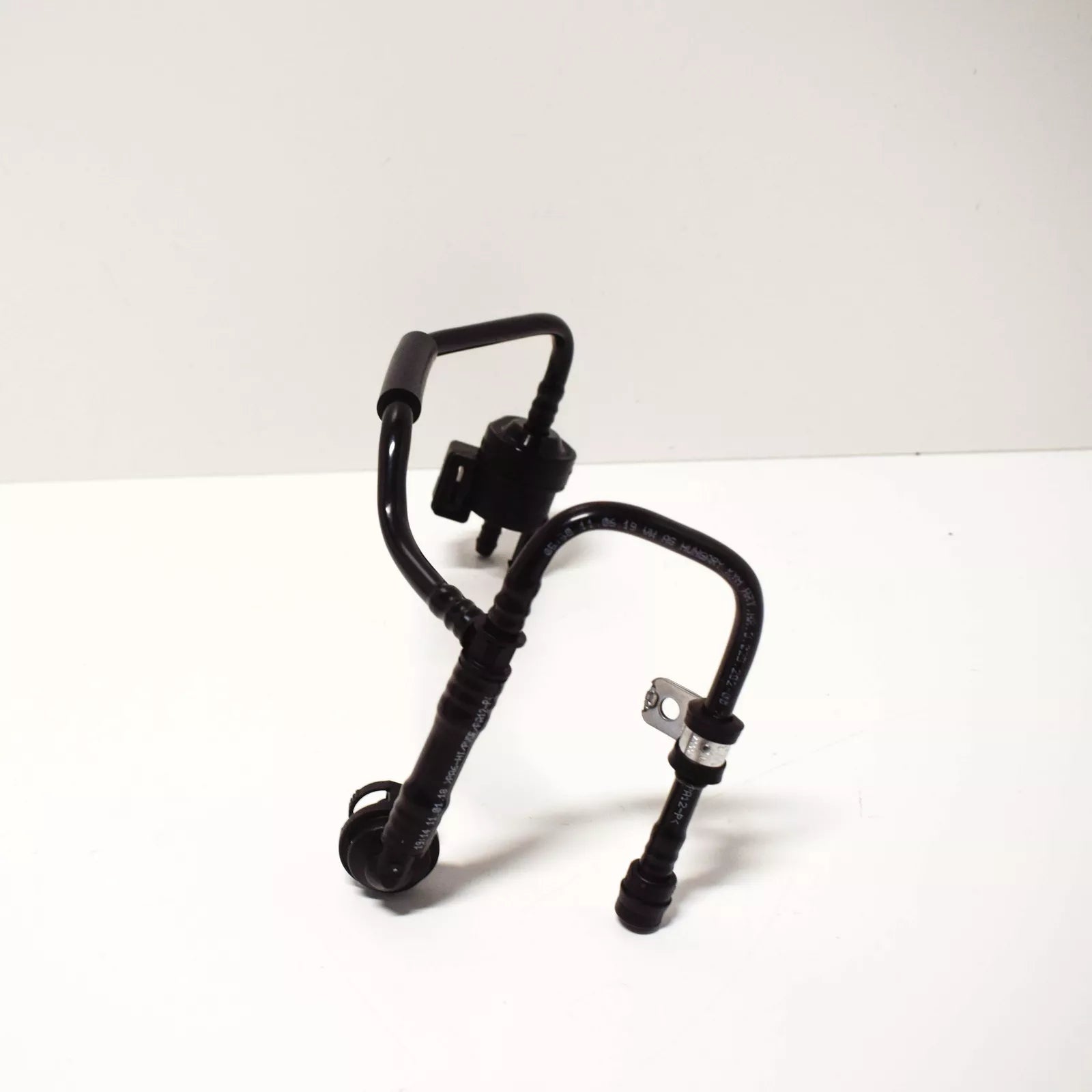 NEW AUDI Q3 8U PURGE VAPOR CANISTER VALVE 06J133781CE 2.0TFSI