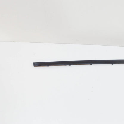 NEW MERCEDES-BENZ GLE W166 FRONT RH LOWER DOOR COVER STRIP A1666980262 ORIGINAL