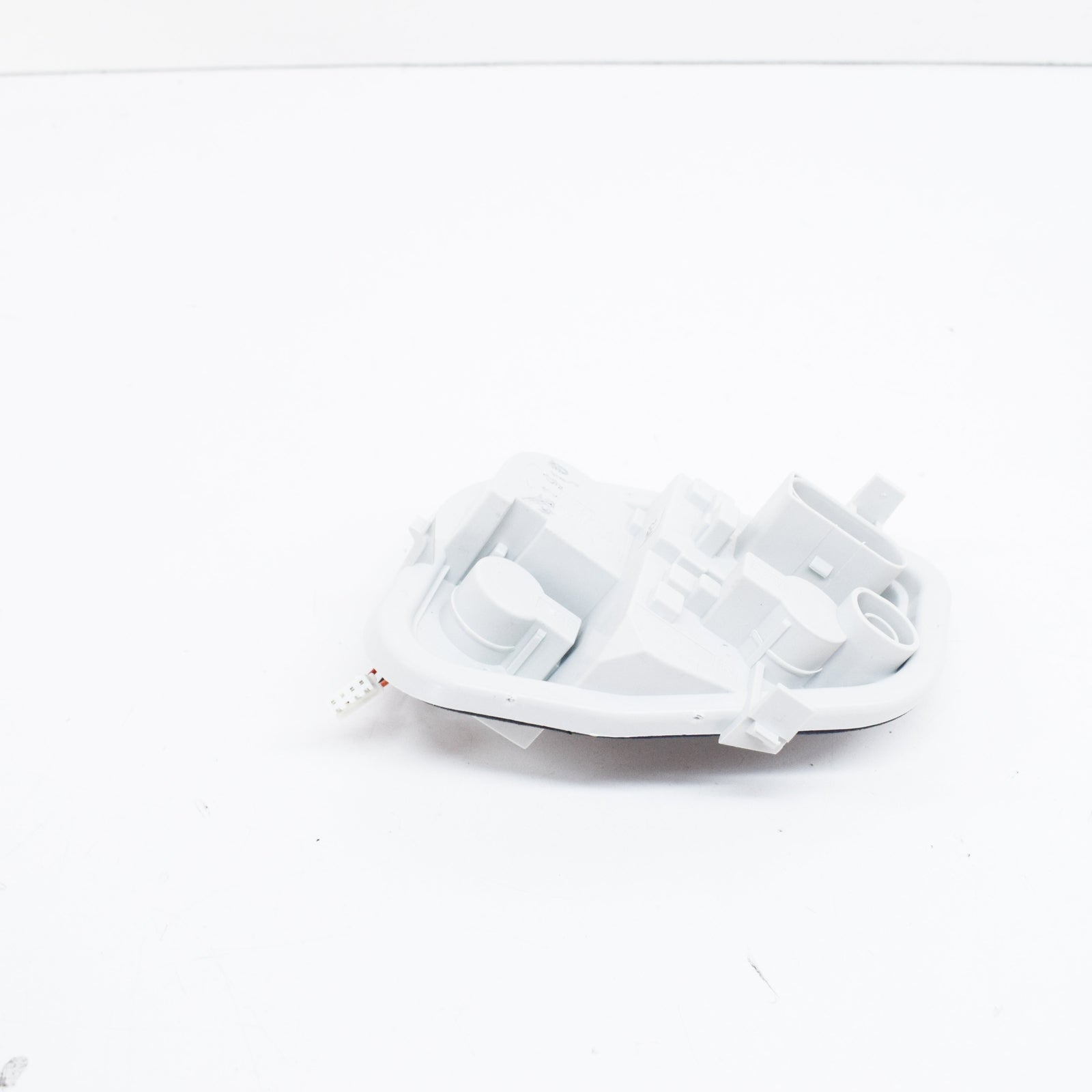 NEW AUDI A6 C6 RIGHT REAR CARRIER TAILIGHT BULB 4F9945222C ORIGINAL