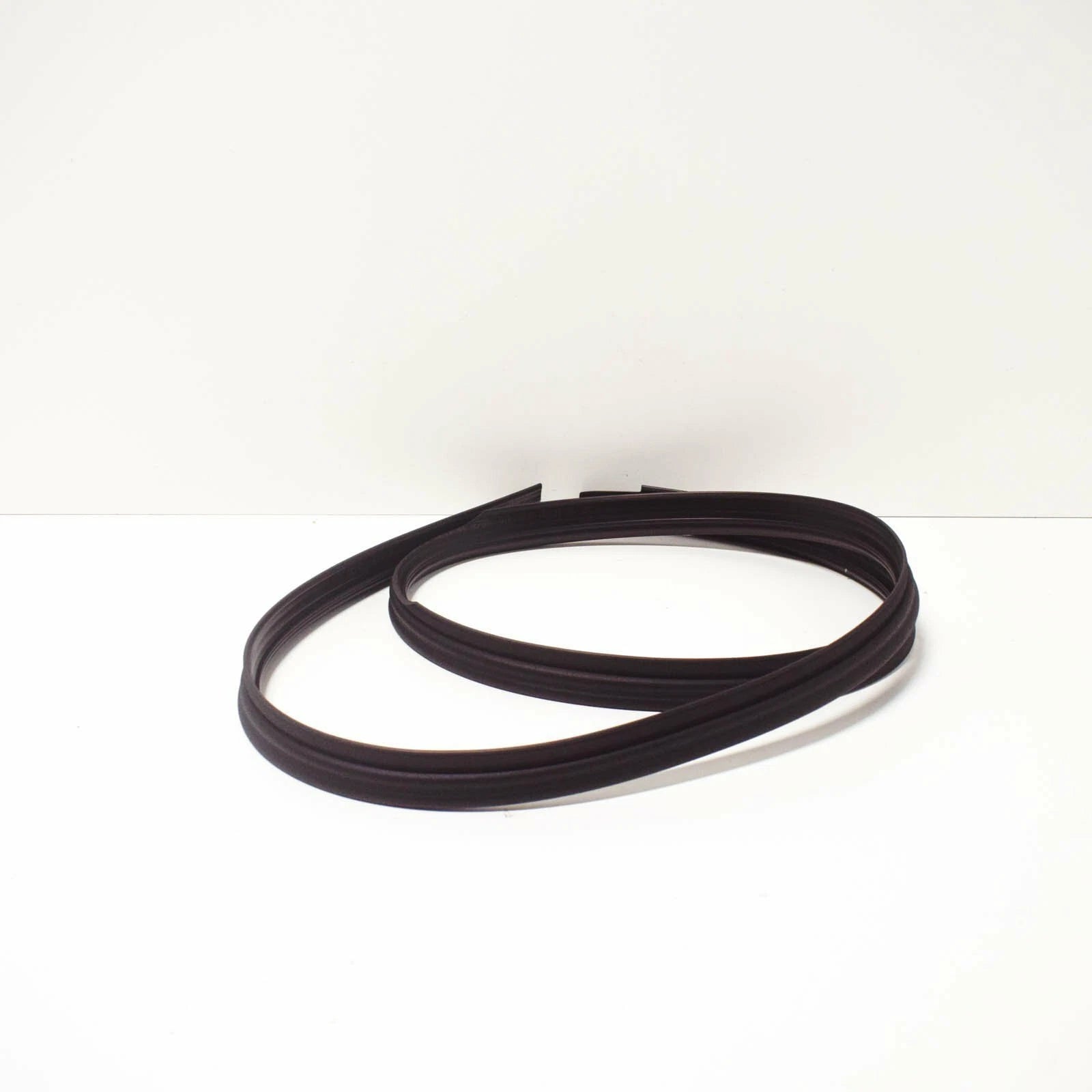 NEW AUDI A5 8W6 FRONT RIGHT UPPER DOOR EDGE PROTECTION SEAL 8W8854544