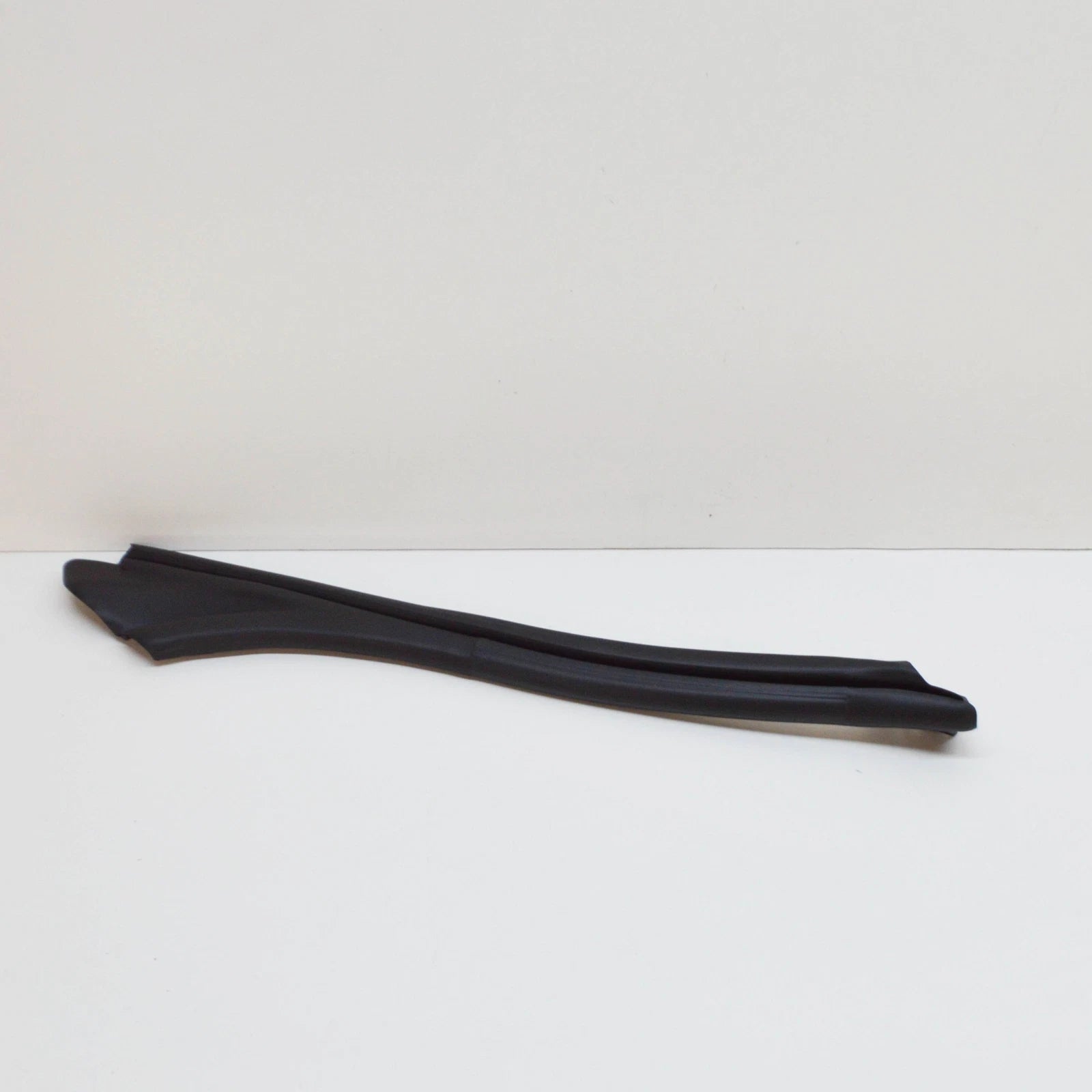 NEW AUDI A3 CABRIO 8V INNER A-PILLAR REINFORCEMENT DOOR SEAL 8V7831721A ORIGINAL