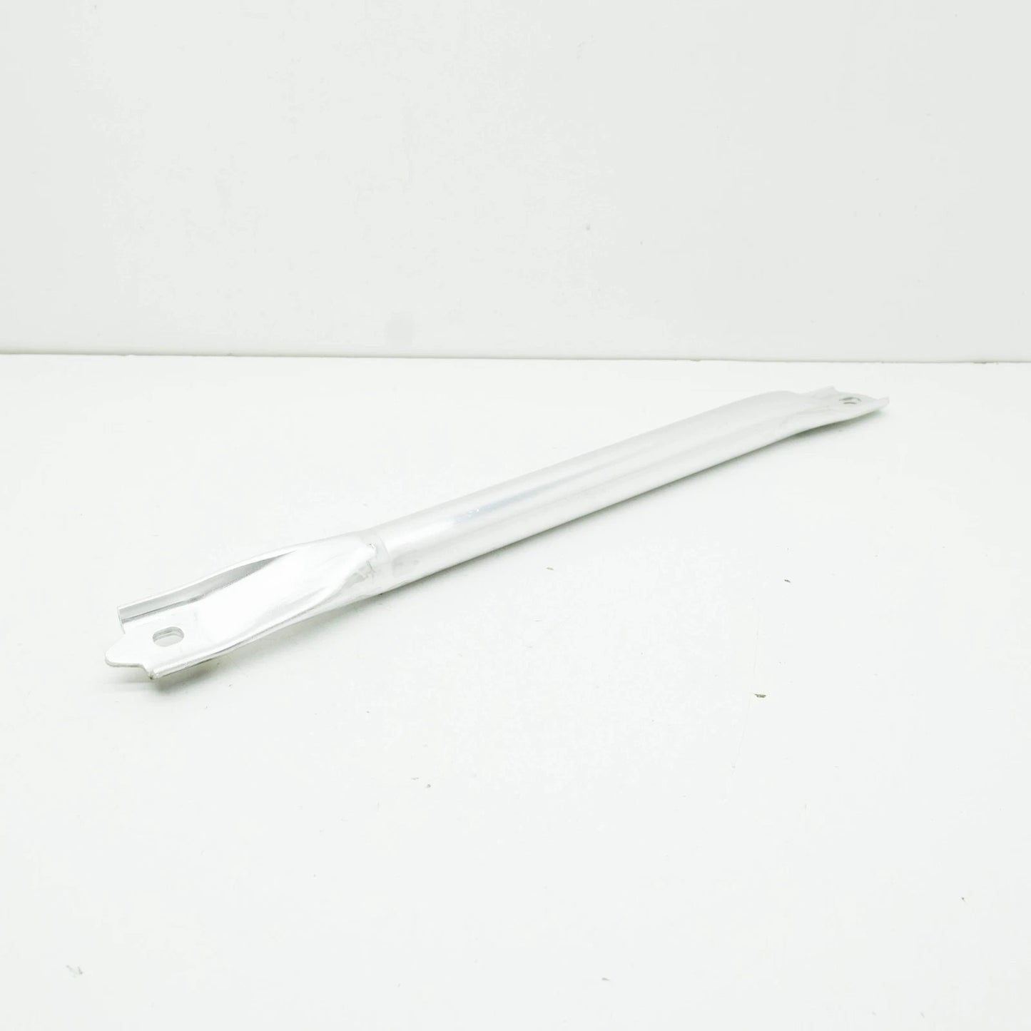 NEW BMW 6 GRAN TURISMO G32 FRONT END BODY BRACE 51617377837 ORIGINAL