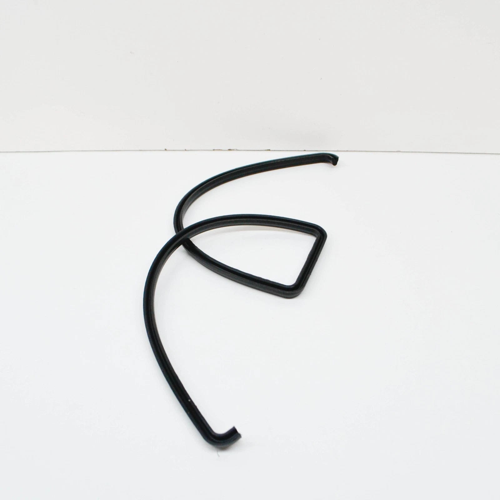 NEW BMW Z8 E52 ENGINE BEAUTY COVER GASKET 11121406744 1406744 ORIGINAL