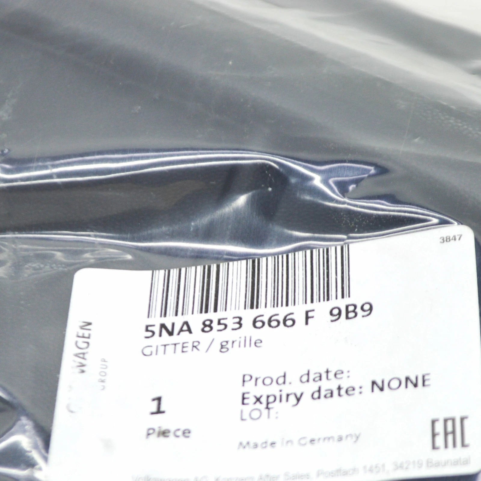 NEW VOLKSWAGEN TIGUAN AD FRONT BUMPER RIGHT GRILLE TRIM 5NA853666F9B9