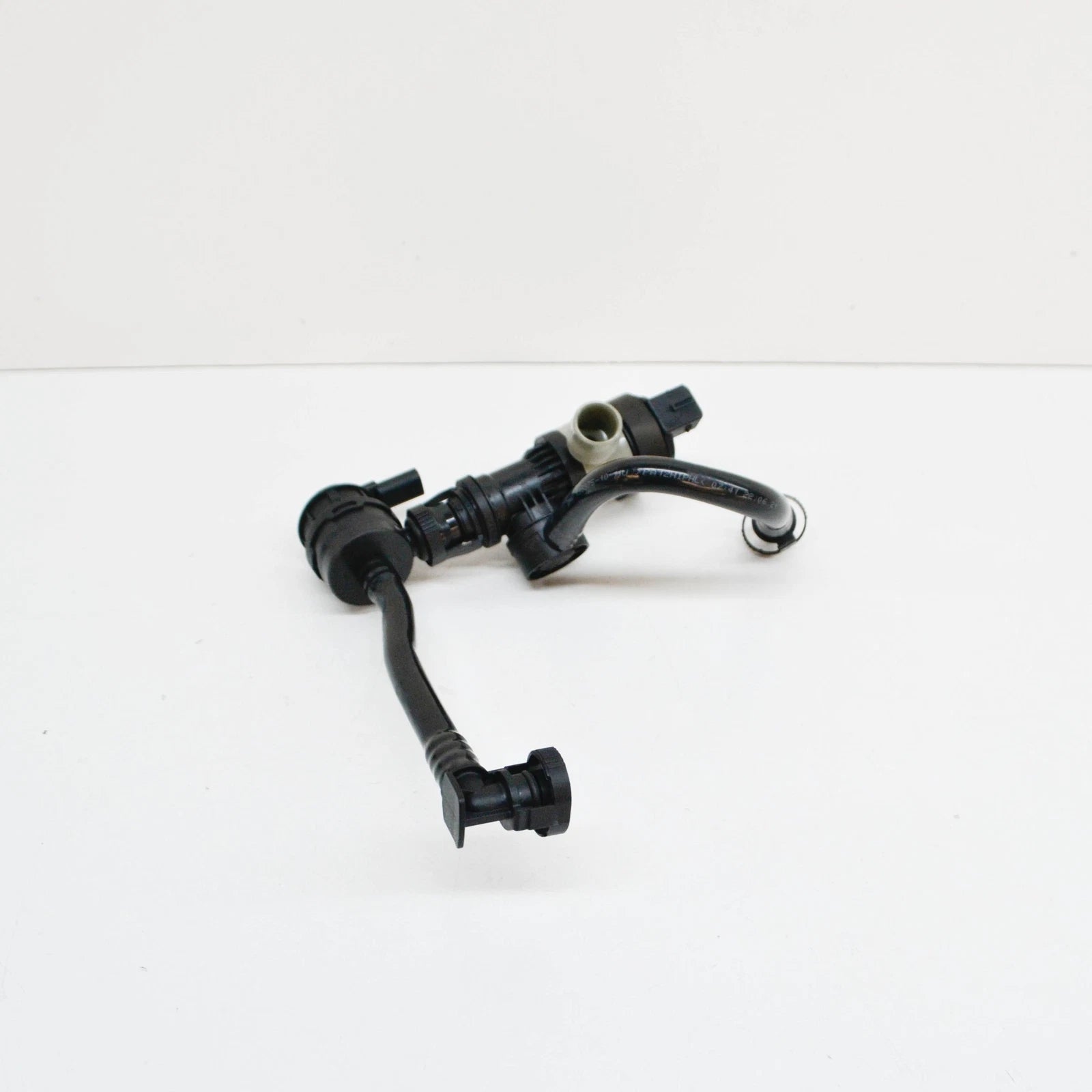 NEW BMW 5 F10 3.0I FUEL TANK VENTILATION VALVE W/ PIPE 13907636157 ORIGINAL