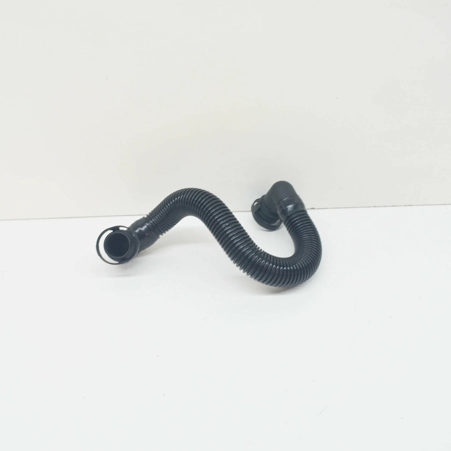 NEW AUDI A3 8P SECONDARY AIR PUMP CONNECTING HOSE 1K0131149C