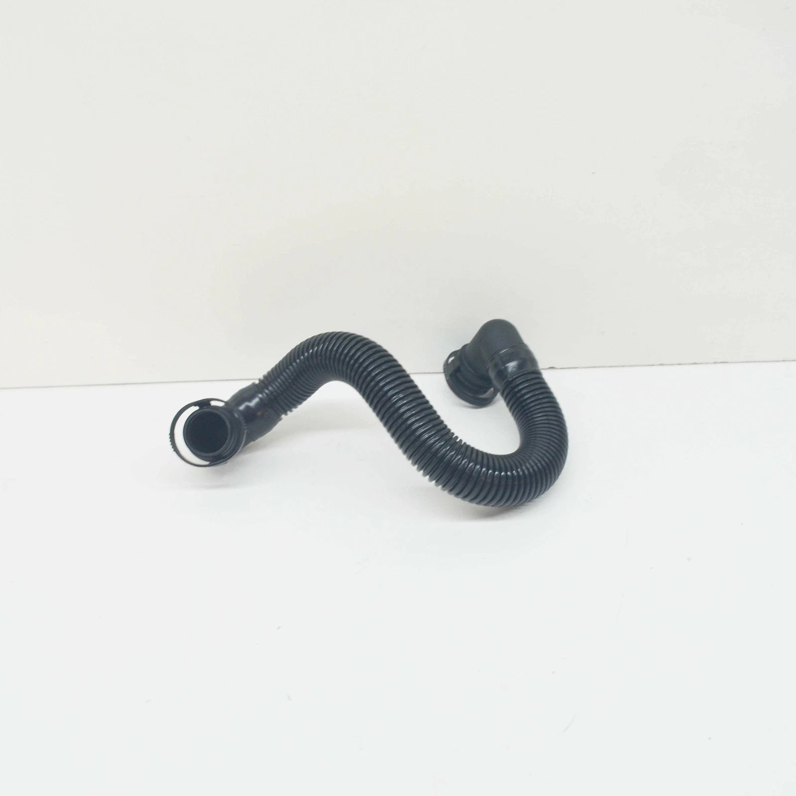 NEW AUDI A3 8P SECONDARY AIR PUMP CONNECTING HOSE 1K0131149C