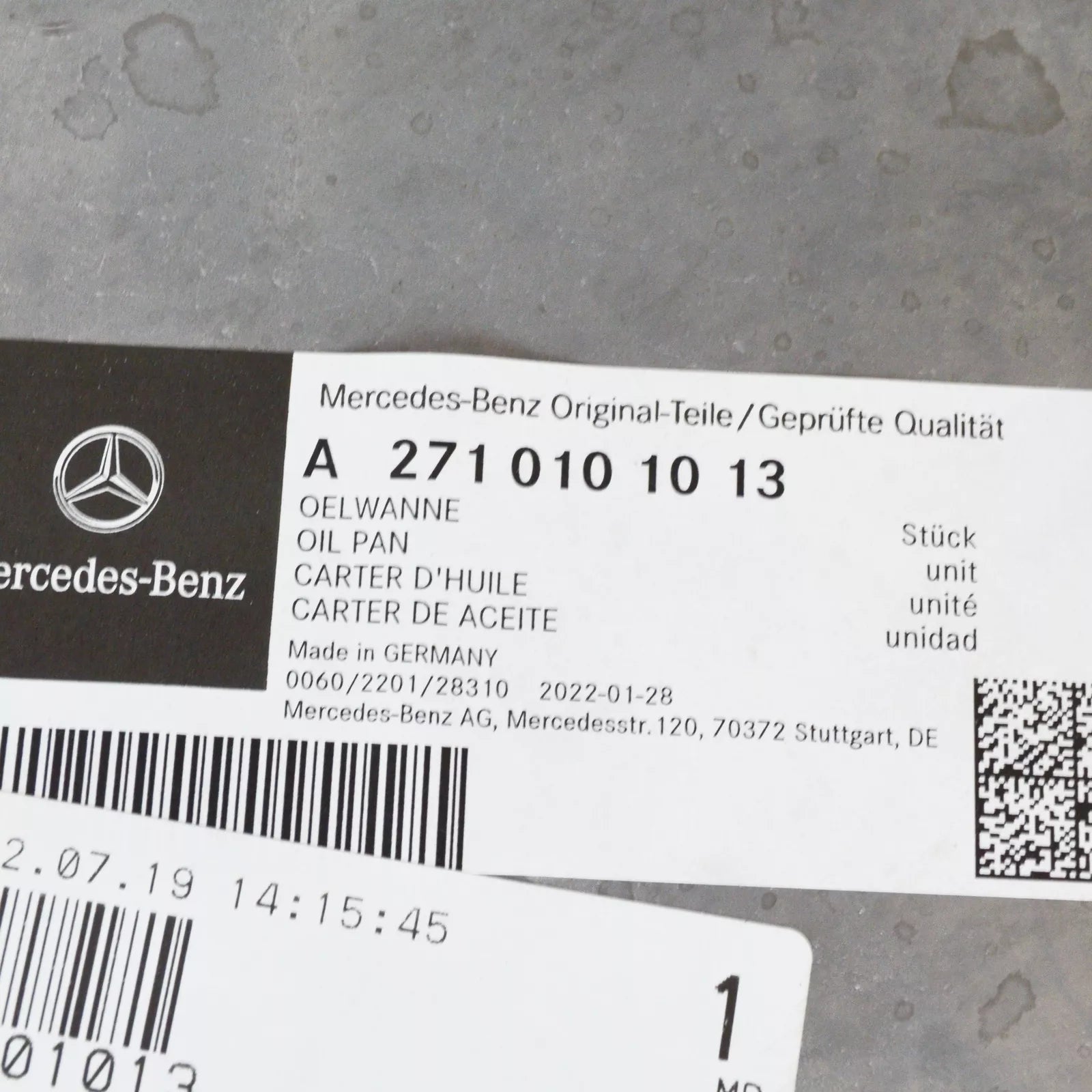 NEW MERCEDES-BENZ C W204 CRANKCASE OIL PAN A2710101013