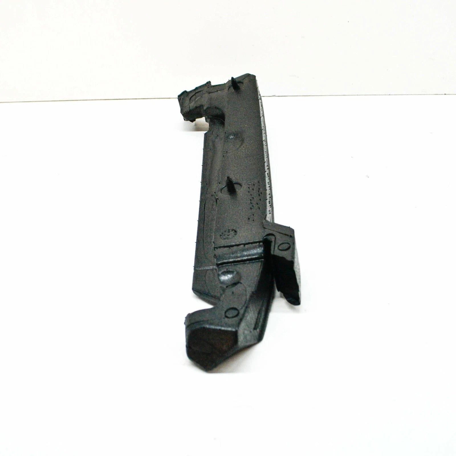 NEW AUDI A3 S3 8V FRONT BONNET LEFT ENGINE SEAL COVER 8V0823721E ORIGINAL