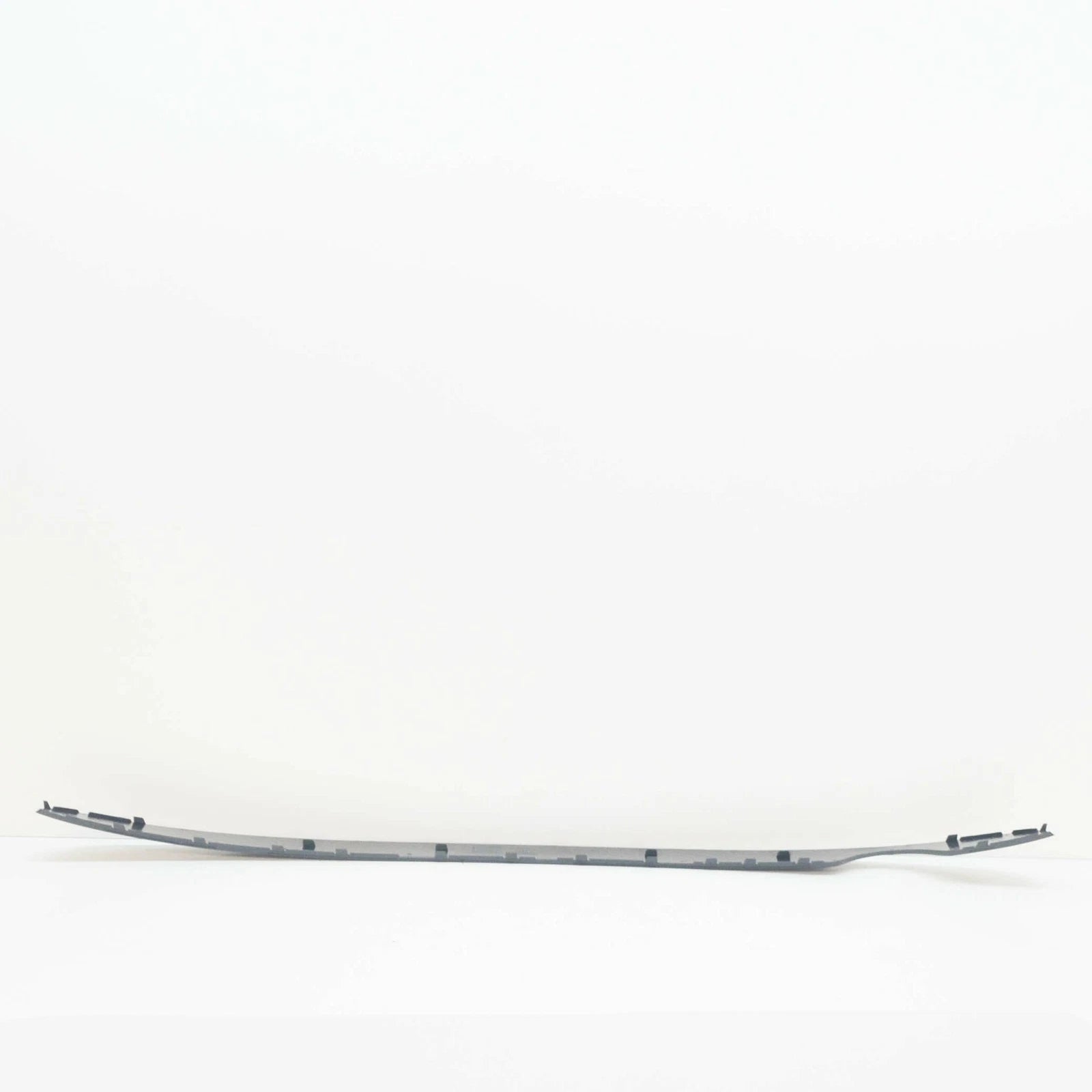 NEW AUDI Q5 8R REAR BUMPER CENTER LOWER GRILLE 8R0807823F 2014