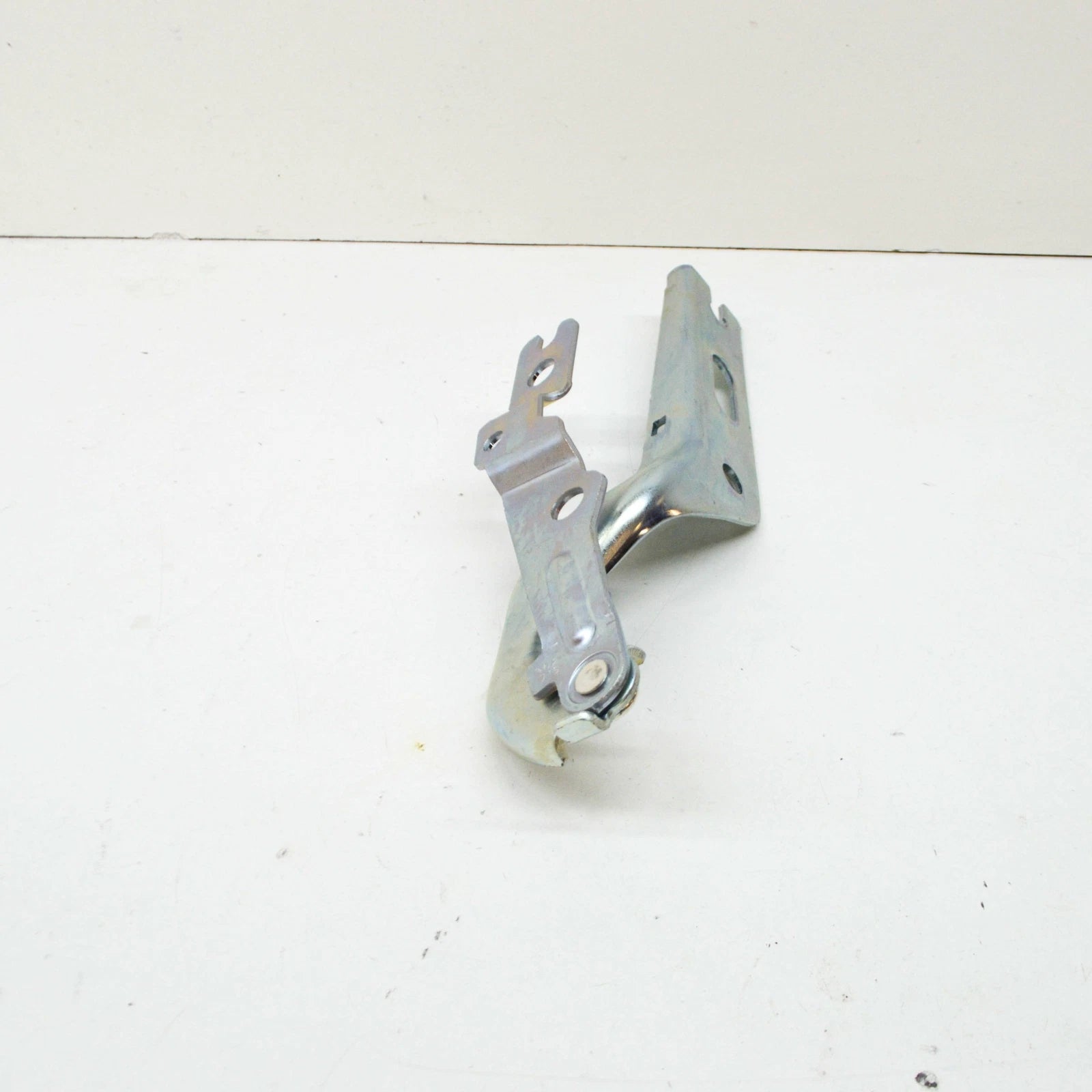 NEW VOLKSWAGEN POLO AW FRONT LEFT BONNET HOOD HINGE 2G0823301G