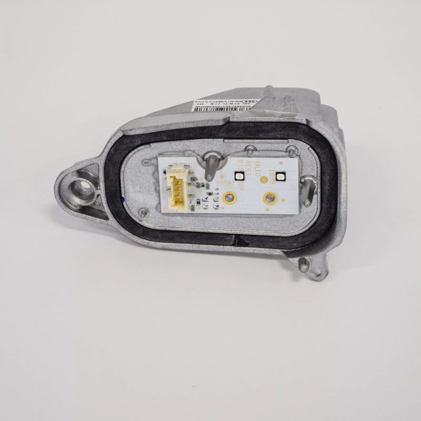 NEW AUDI Q5 8R RIGHT HEADLIGHT DRL LED MODULE 8R0941476B 2016 ORIGINAL