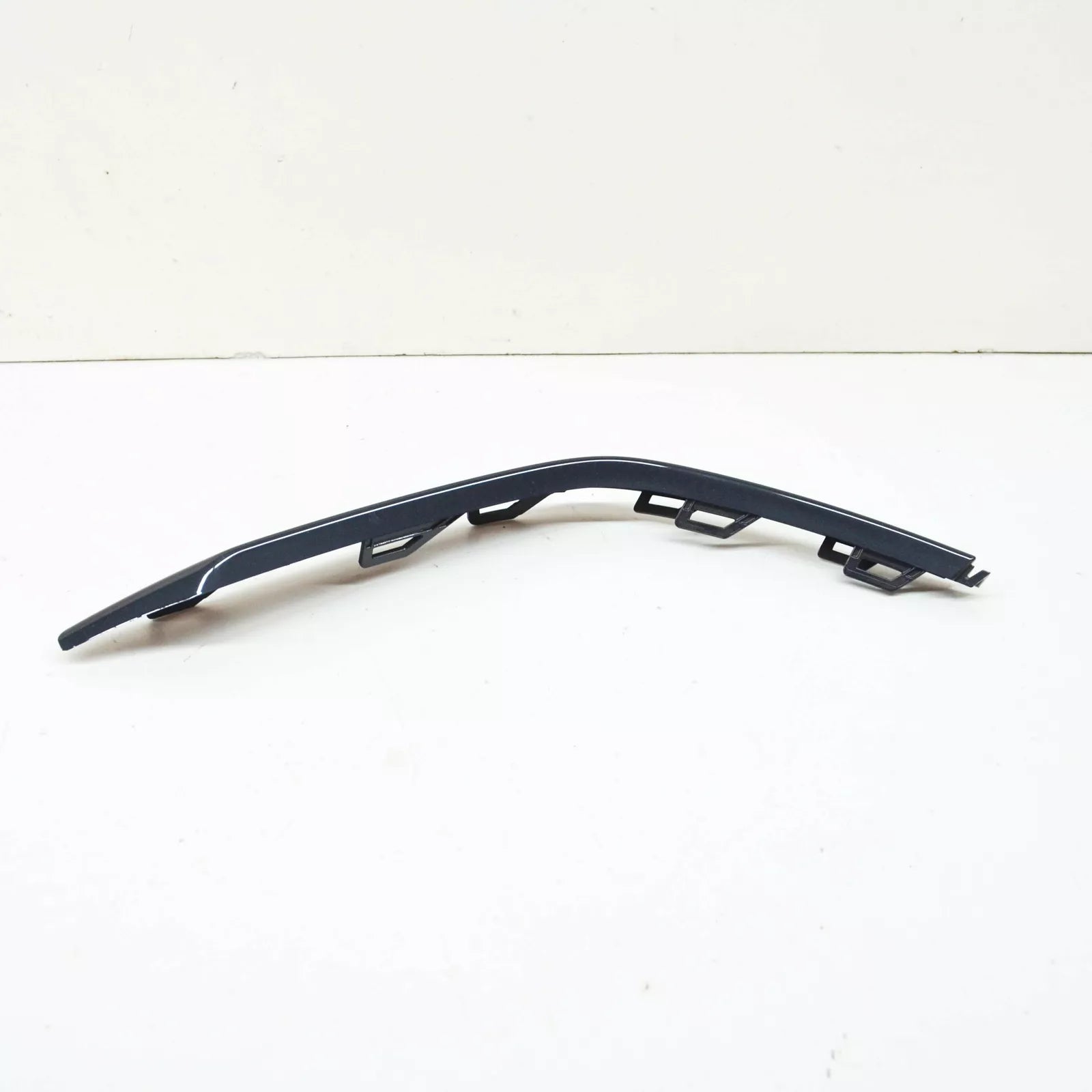 NEW AUDI A5 S5 CABRIO REAR LEFT BUMPER MOLDING HIGH GLOSS 8W6853257ARN4