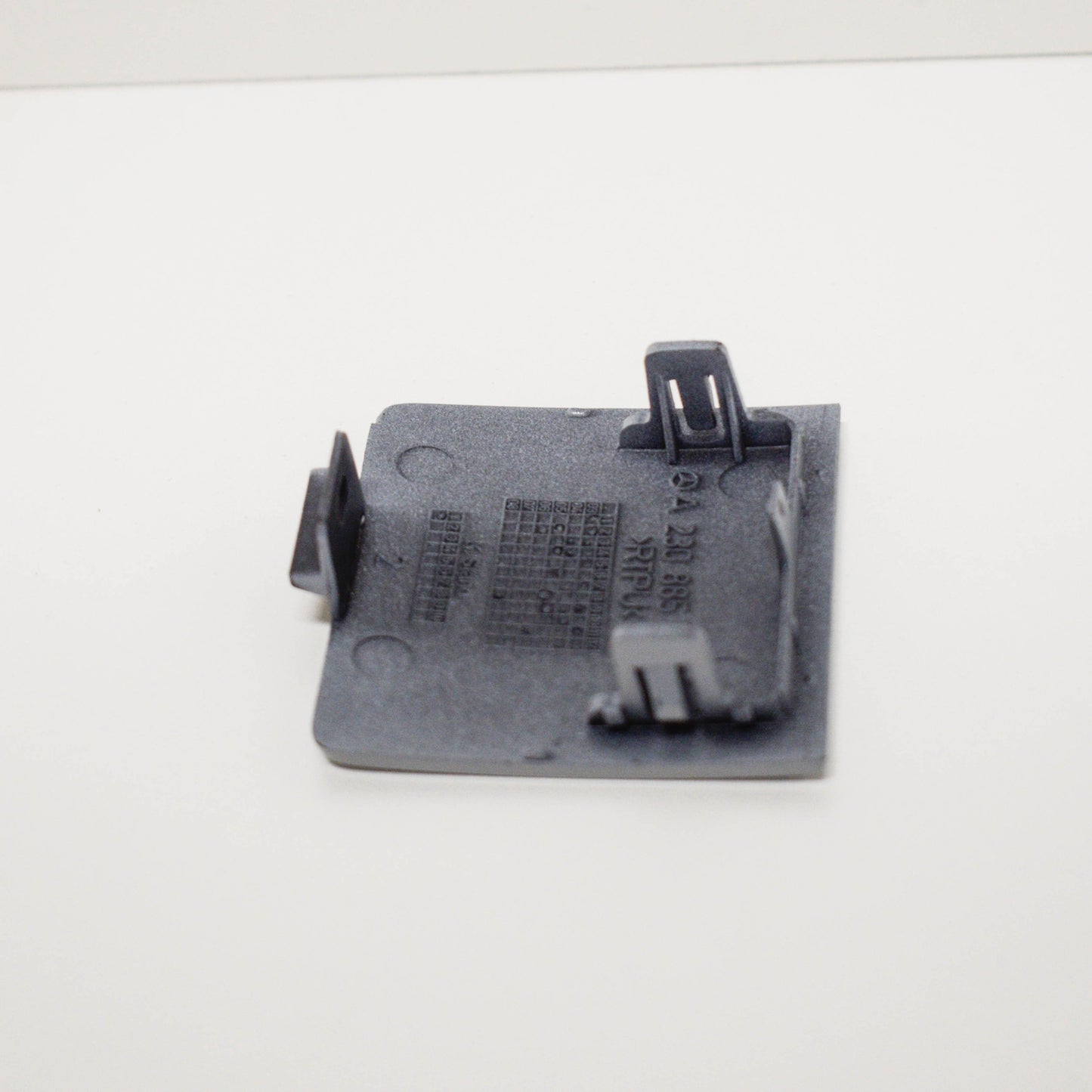 NEW MERCEDES-BENZ SL R230 FRONT BUMPER TOW EYE CAP COVER A2308850423 ORIGINAL