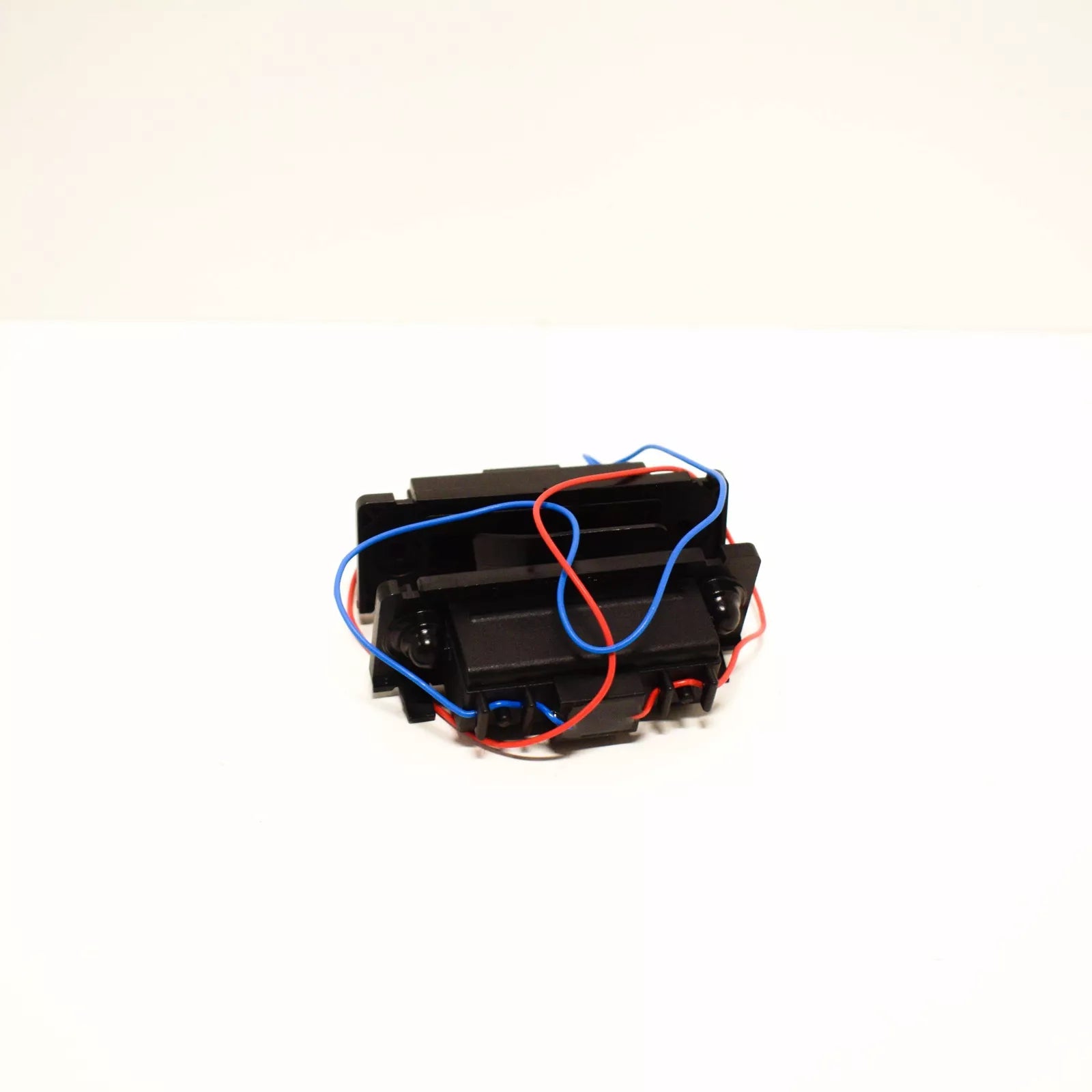 NEW VOLKSWAGEN CADDY 2K HOUSING FOR LICENCE PLATE LIGHT 2K5827740B