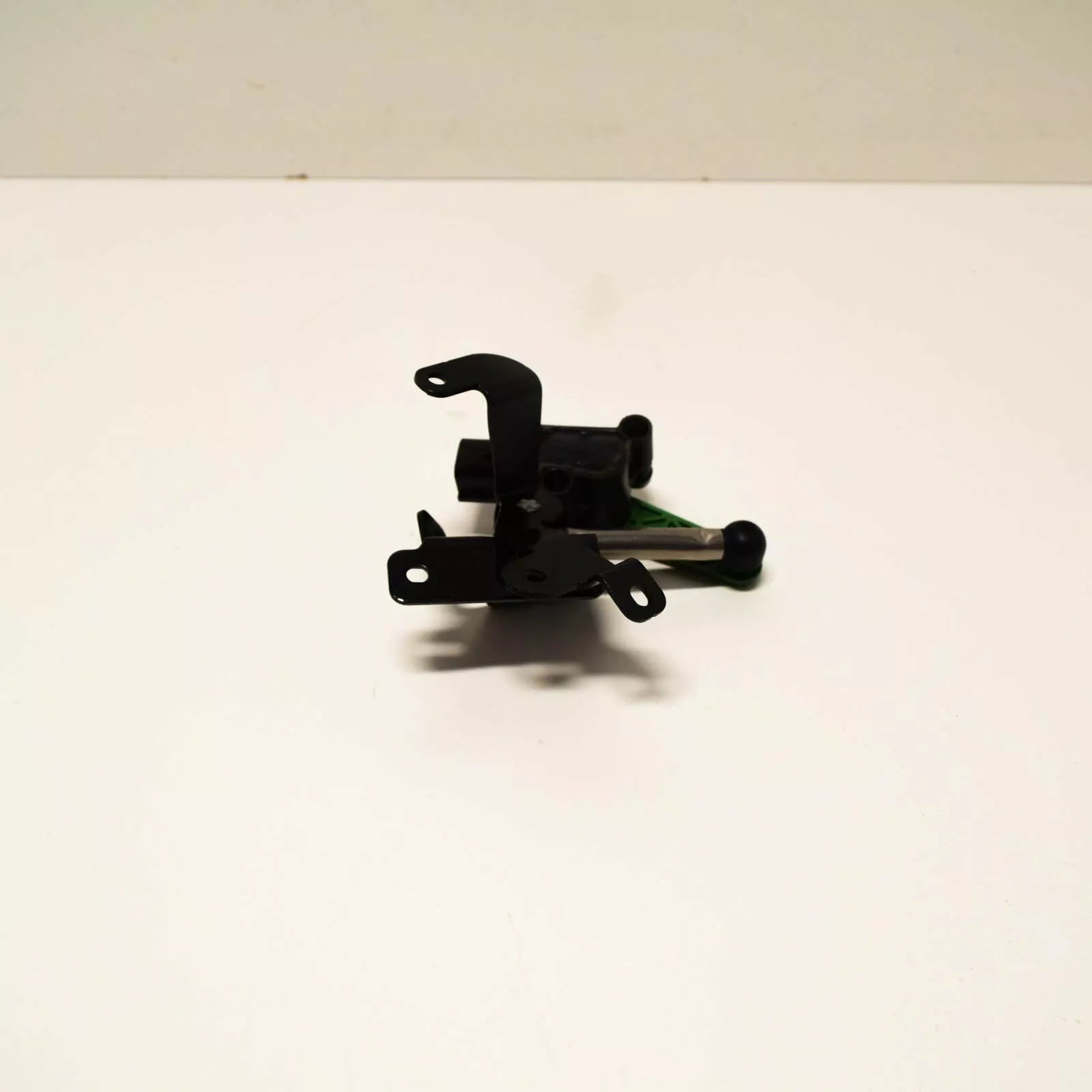 NEW VOLKSWAGEN PASSAT B6 3C REAR LEFT LEVEL SENSOR 3C0941307A ORIGINAL