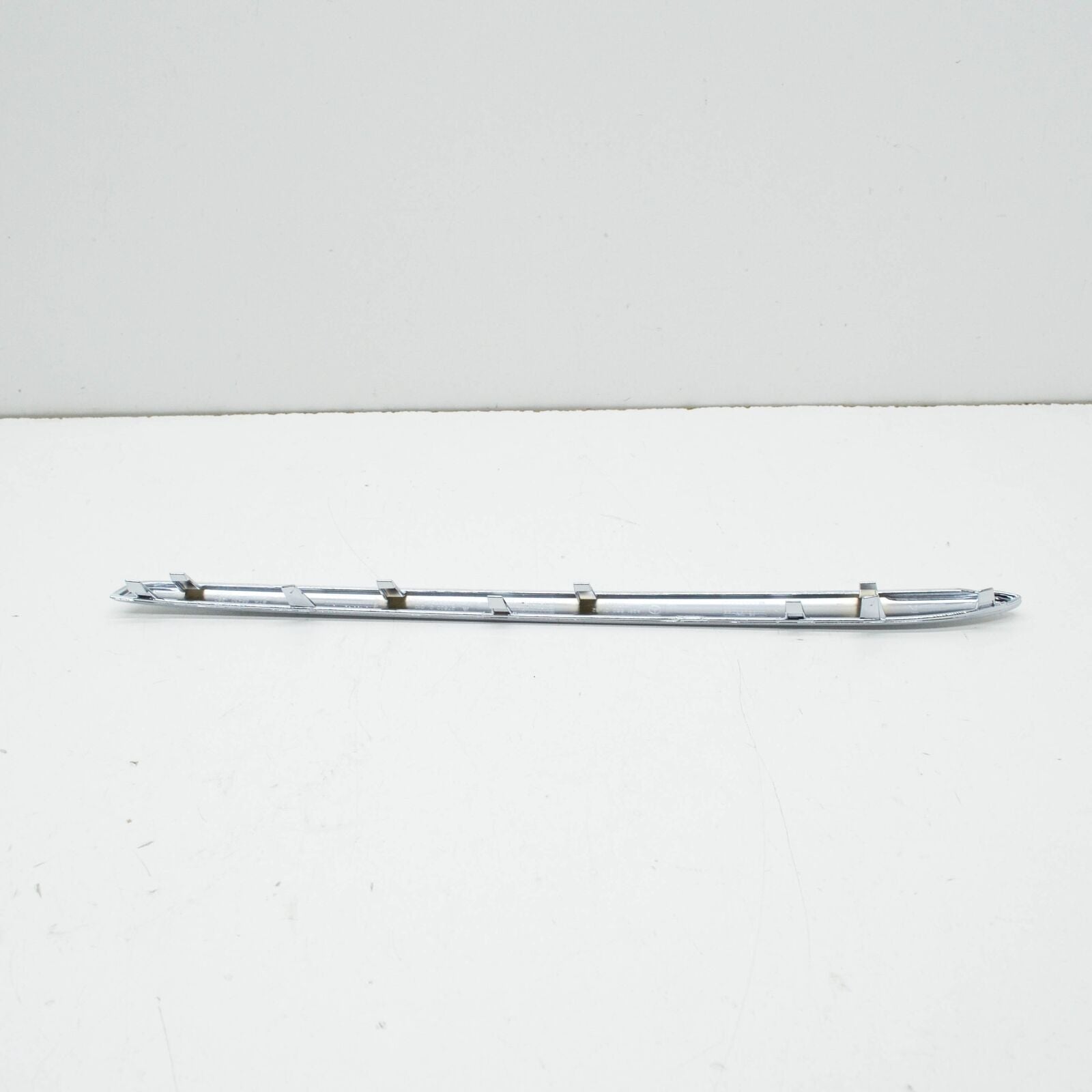 NEW MERCEDES-BENZ SL R231 RADIATOR GRILLE SHELL RIGHT TRIM A2318800182 ORIGINAL