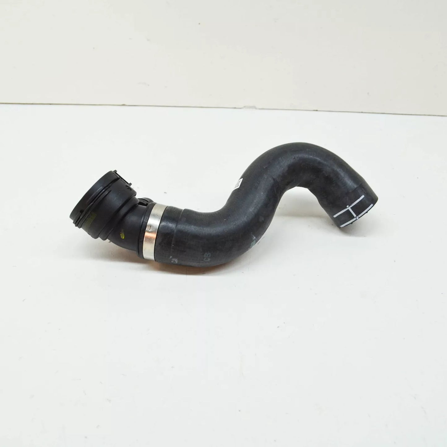 NEW BMW 7 G11 G12 RIGHT WATER COOLANT RADIATOR HOSE 17128602665 ORIGINAL