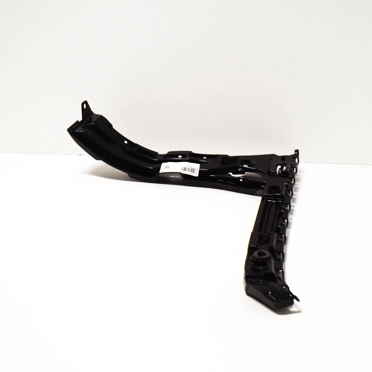 NEW MB C-CLASS W205 REAR BUMPER RIGHT SIDE BRACKET A2058801802