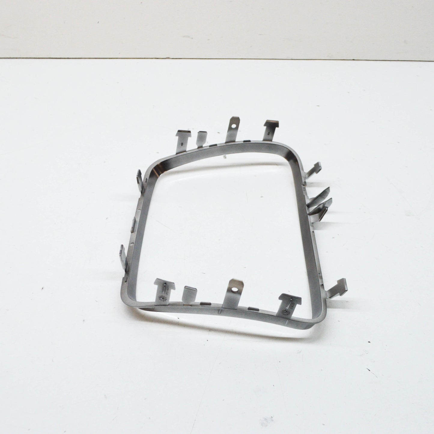 NEW MERCEDES-BENZ E W213 CENTER CONSOLE CUP HOLDER BOX TRIM A2136830600 ORIGINAL