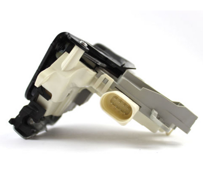 new volkswagen touareg 7l rear left door lock 4g0839015e original