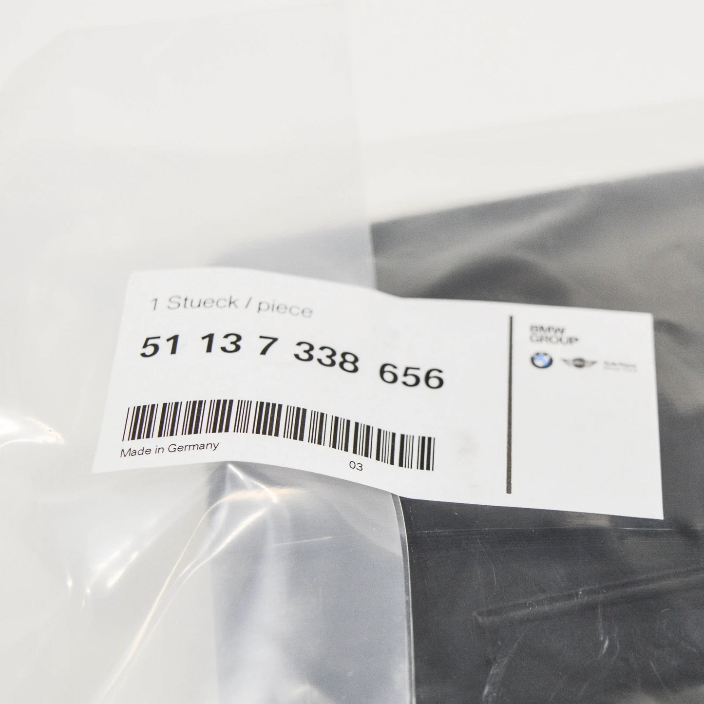 NEW BMW 2 F22 FRONT BUMPER LICENSE PLATE BRACKET 51137338656 7338656 ORIGINAL