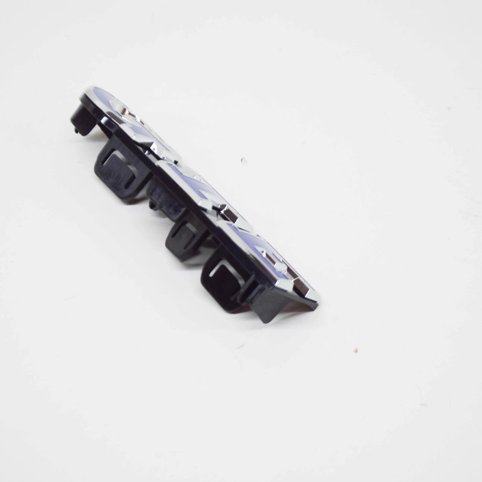 NEW VW GOLF MK7 FRONT BUMPER RADIATOR GRILLE EMBLEM BADGE 5G0853679ABAFL